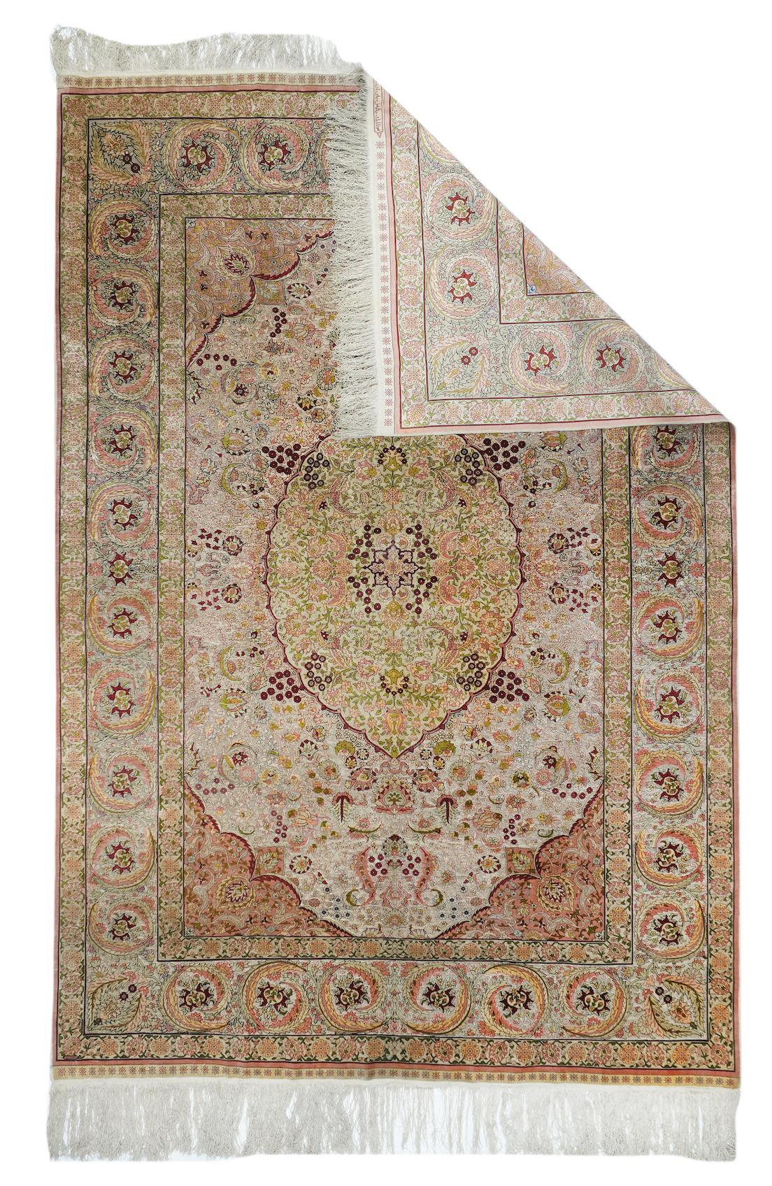 Tappeto d'epoca estremamente raffinato in seta e metallo Hereke 6'11