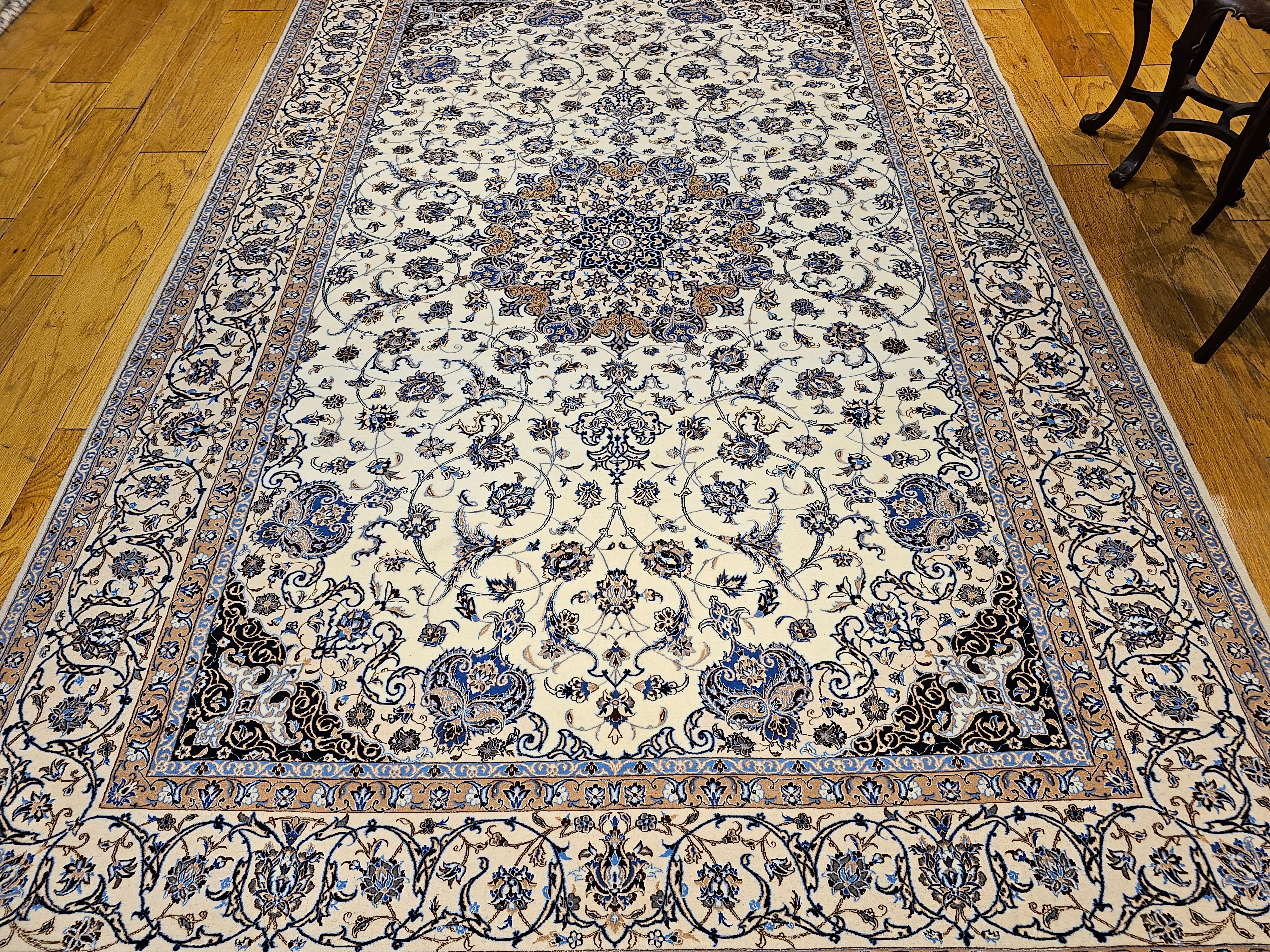 Extremely Fine Weave Persian Nain Habibian in Floral Pattern with Silk Highlight For Sale 6