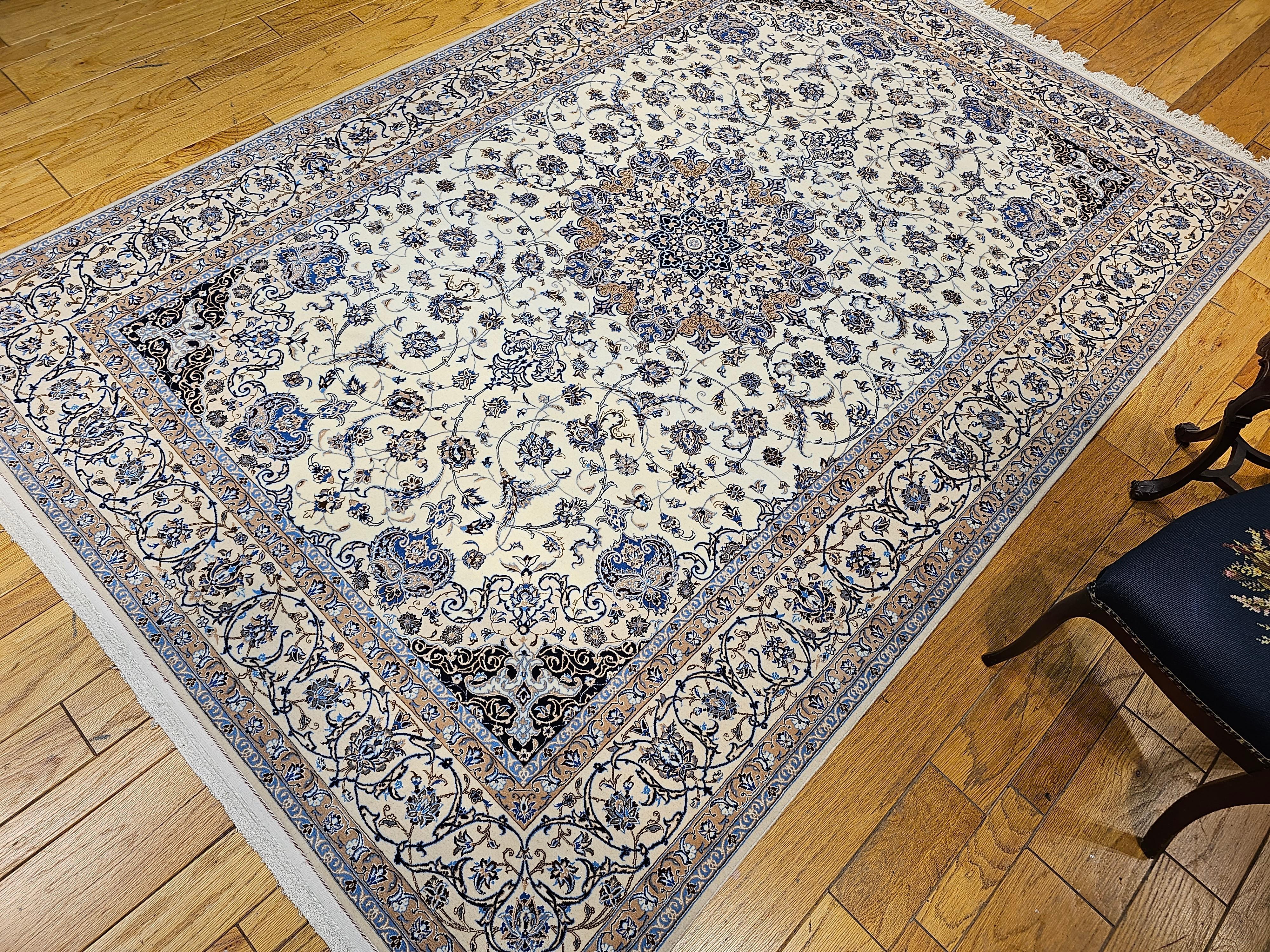 Extremely Fine Weave Persian Nain Habibian in Floral Pattern with Silk Highlight For Sale 7