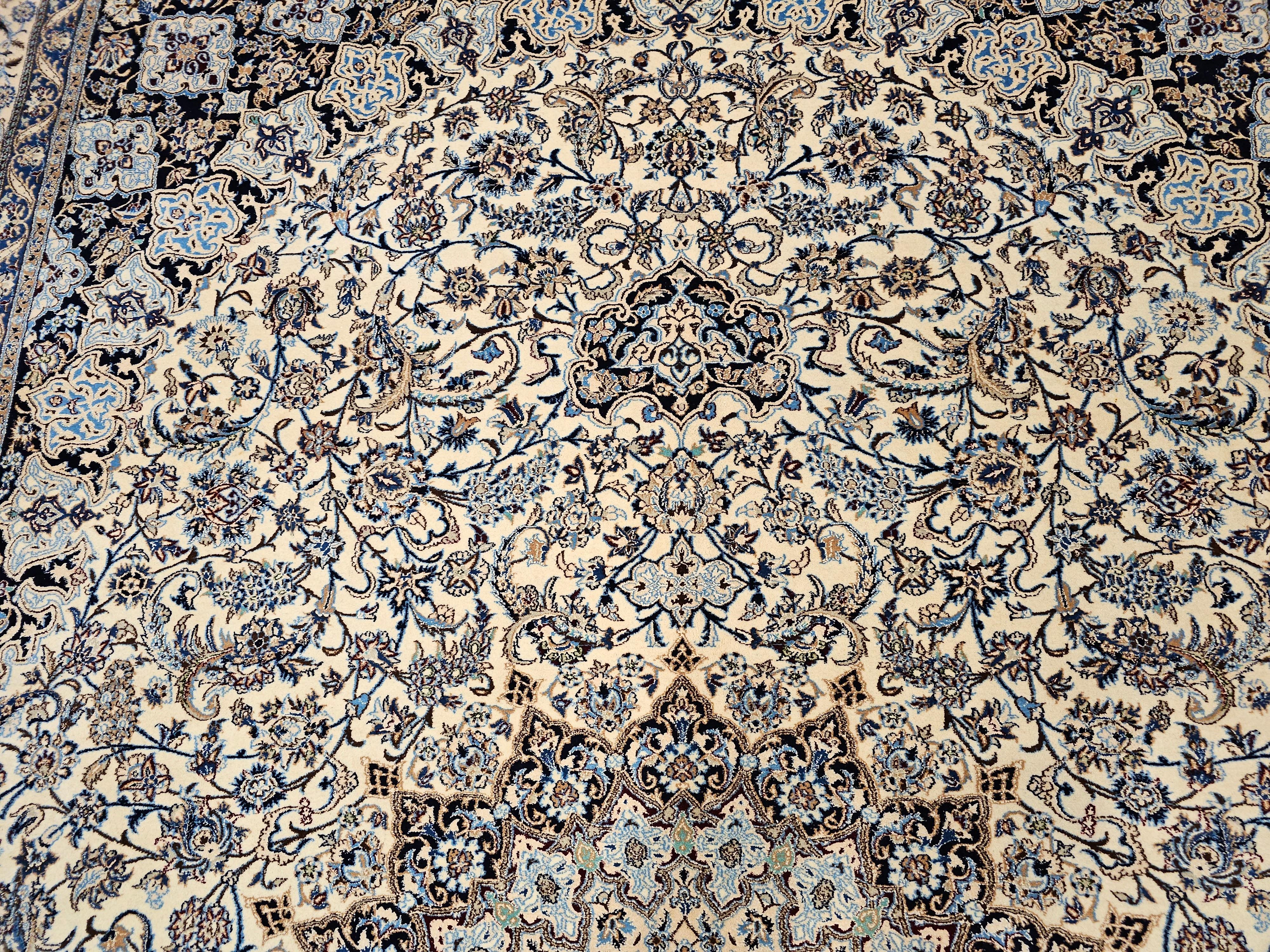 Extremely Fine Weave Persian Nain Habibian in Floral Pattern with Silk Highlight For Sale 2
