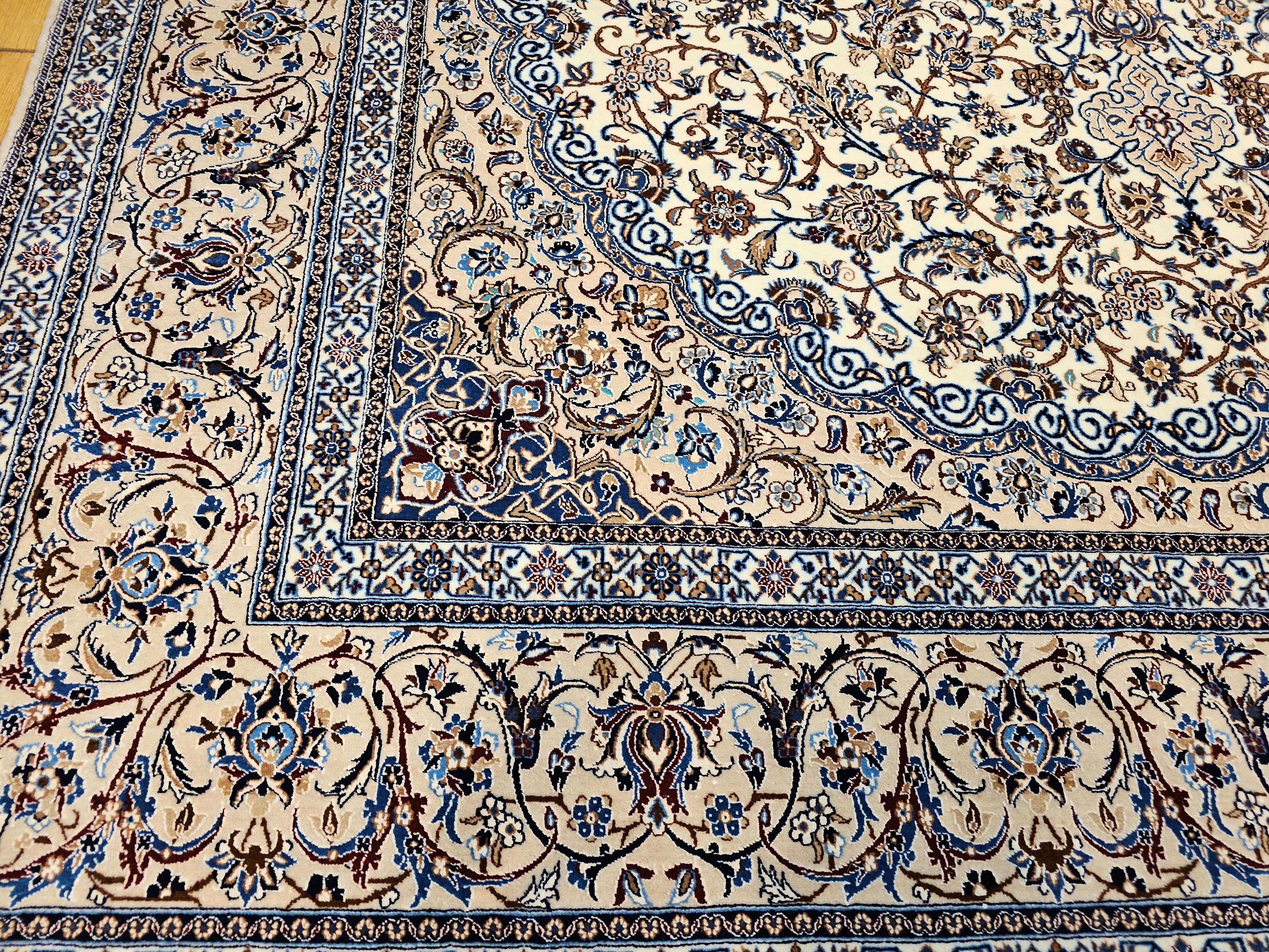Extremely Fine Weave Persian Nain Habibian in Floral Pattern with Silk Highlight For Sale 2