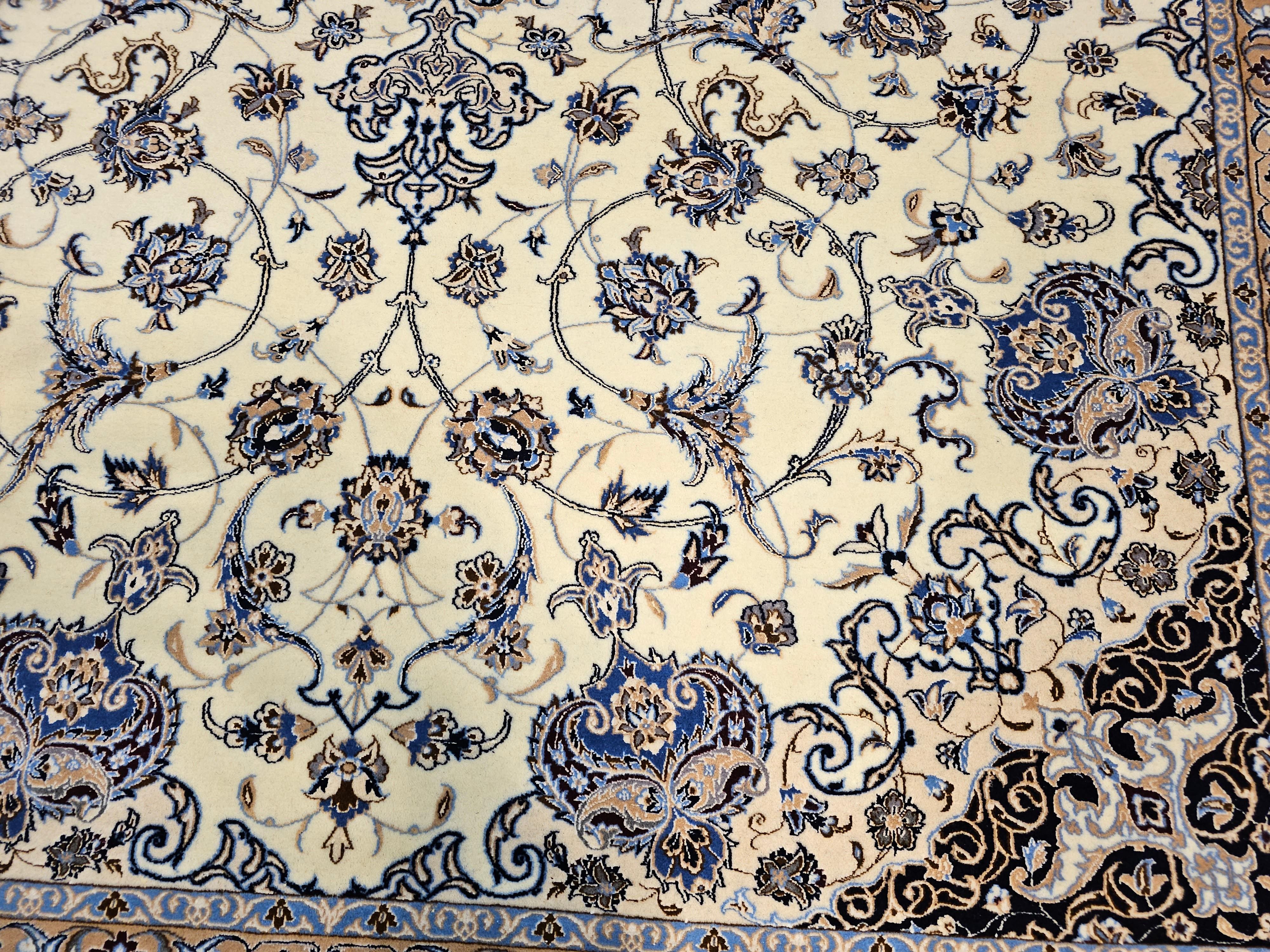 Extremely Fine Weave Persian Nain Habibian in Floral Pattern with Silk Highlight For Sale 3