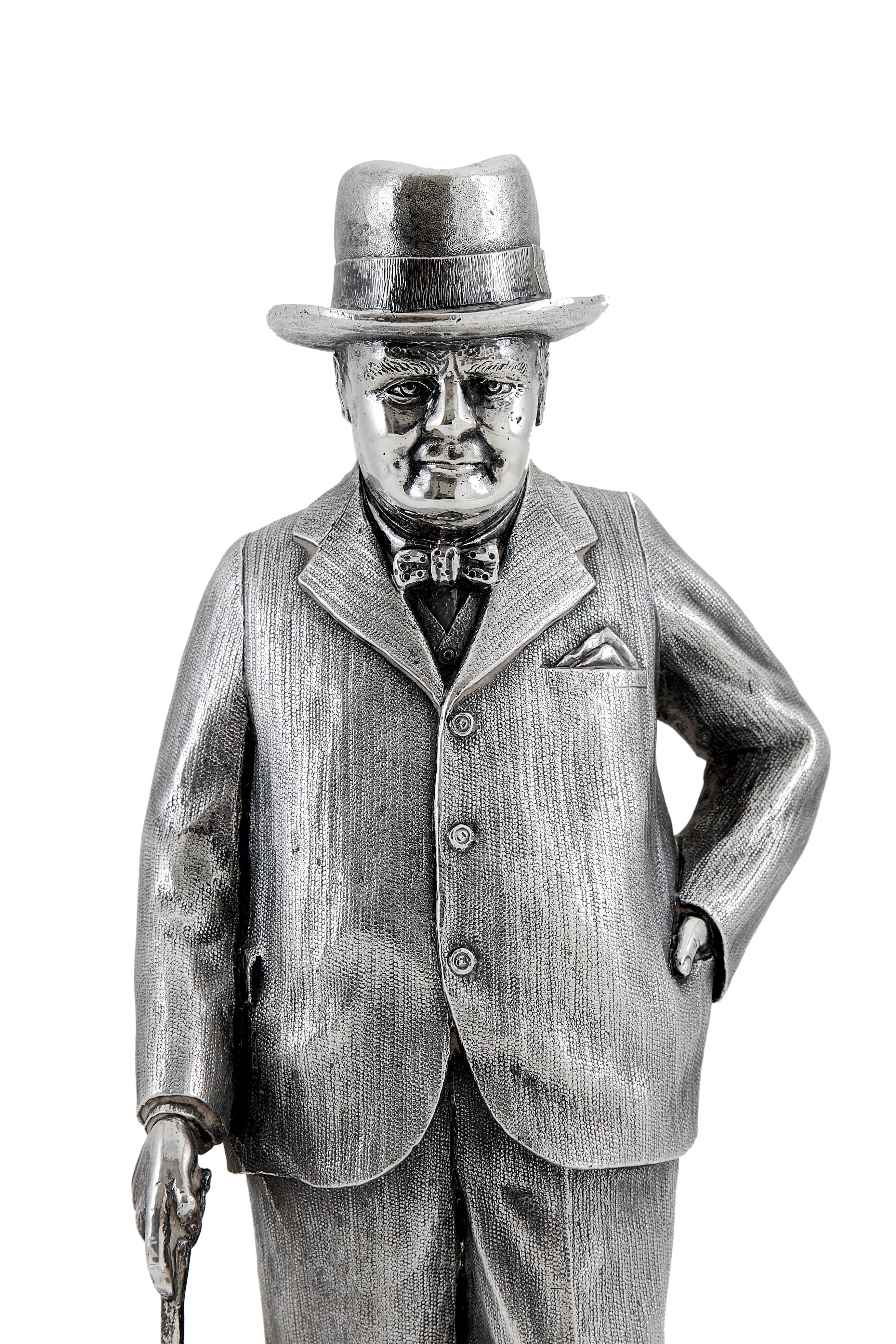 Extremely Heavy Cast Silver Statuette of Prime Minister Winston Churchill In Good Condition In Henley-on-Thames, Oxfordshire