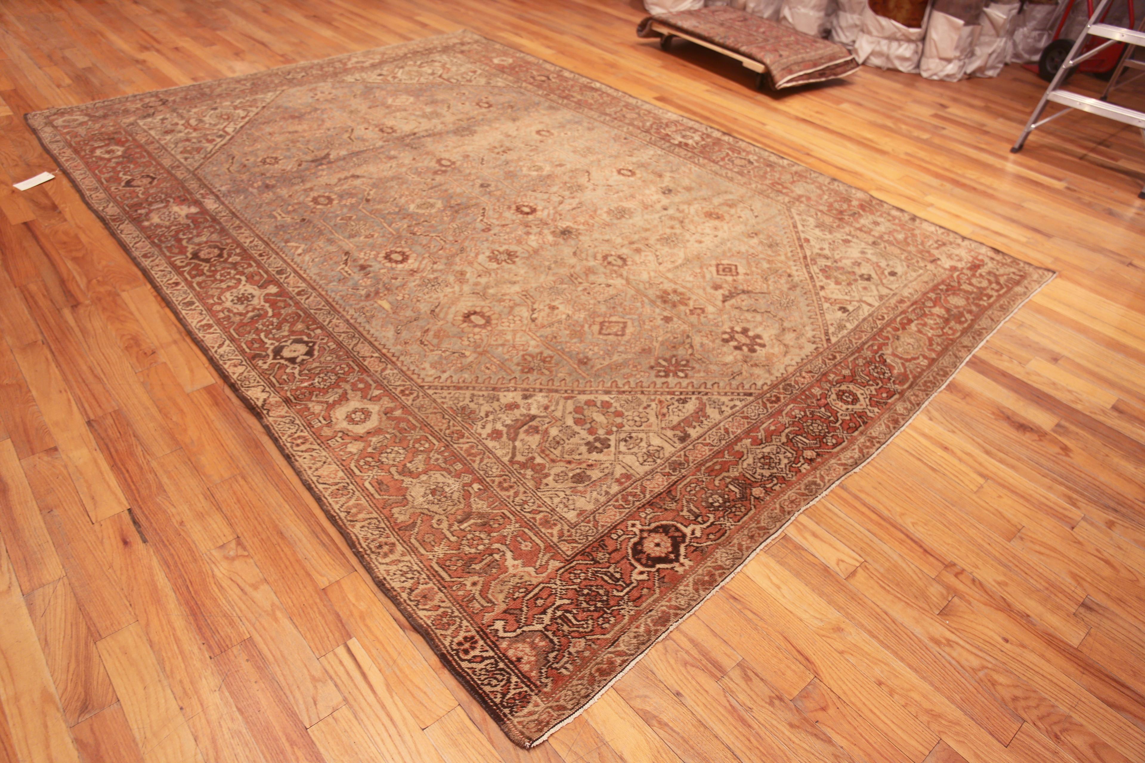 19th Century Extremely Impressive Antique Geometric Persian Sultanabad Rug 8'6