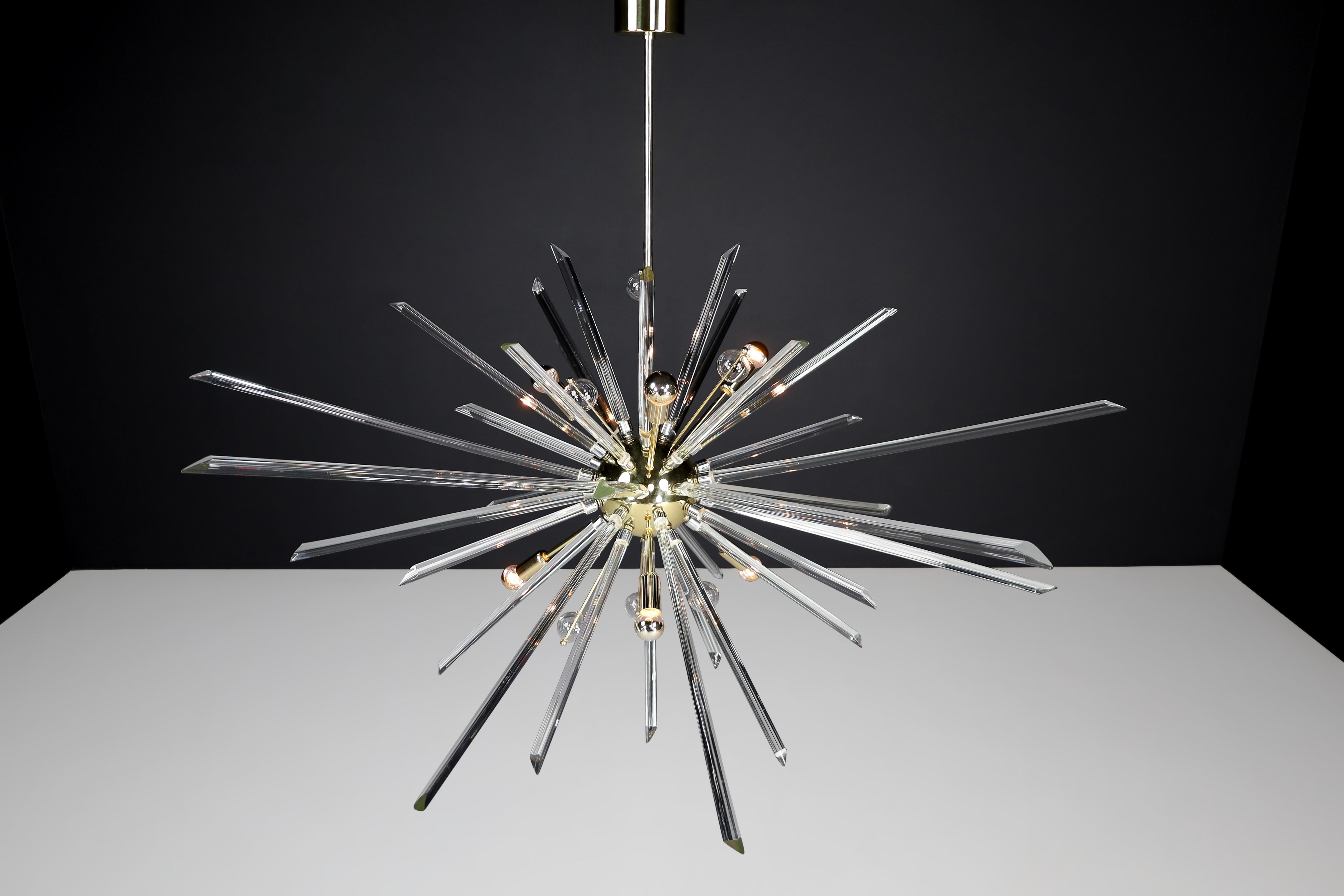  Extremely Large Brass Sputnik Chandelier Designed in the Czech Republic 1960s For Sale 3