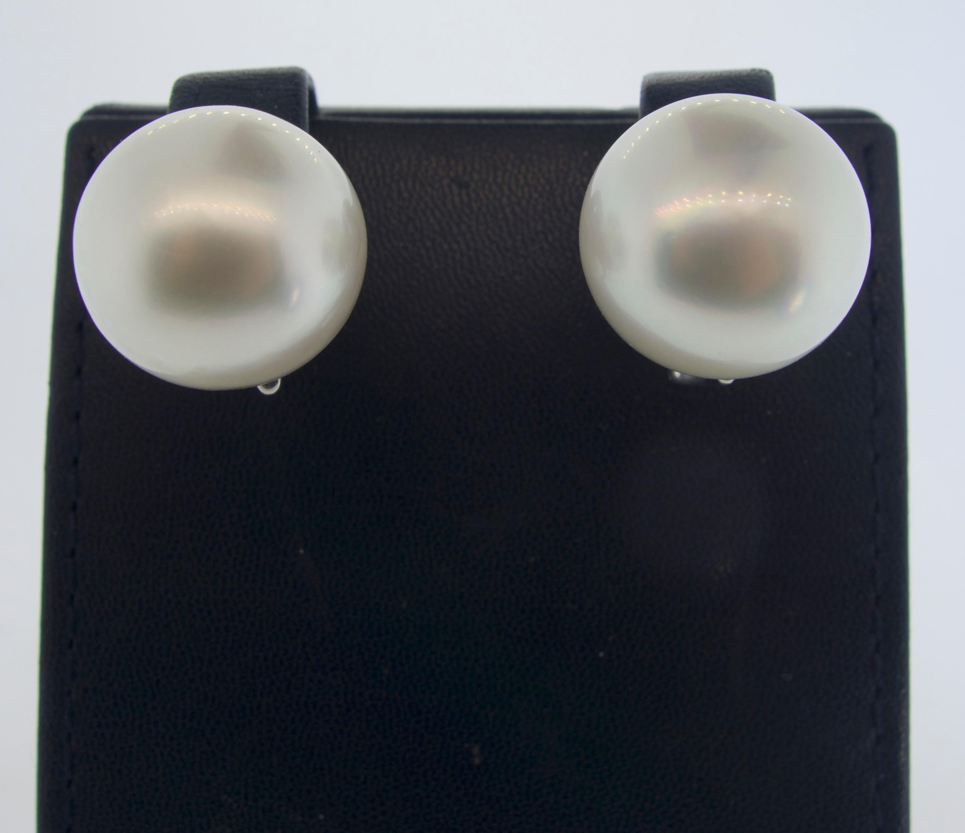 Women's or Men's Extremely Large Fine South Sea 17.9 and 18.0 mm.Pearl Earrings