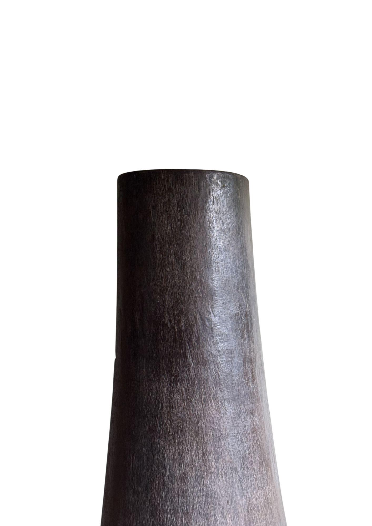 Fioriera scultorea in legno di palma estremamente grande, moderna e organica In condizioni buone in vendita a Jimbaran, Bali