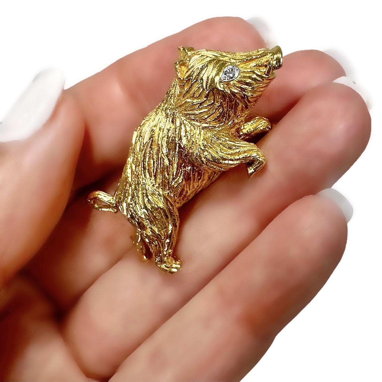 Extremely Lifelike French 18k Gold Wild Boar Brooch For Sale 1