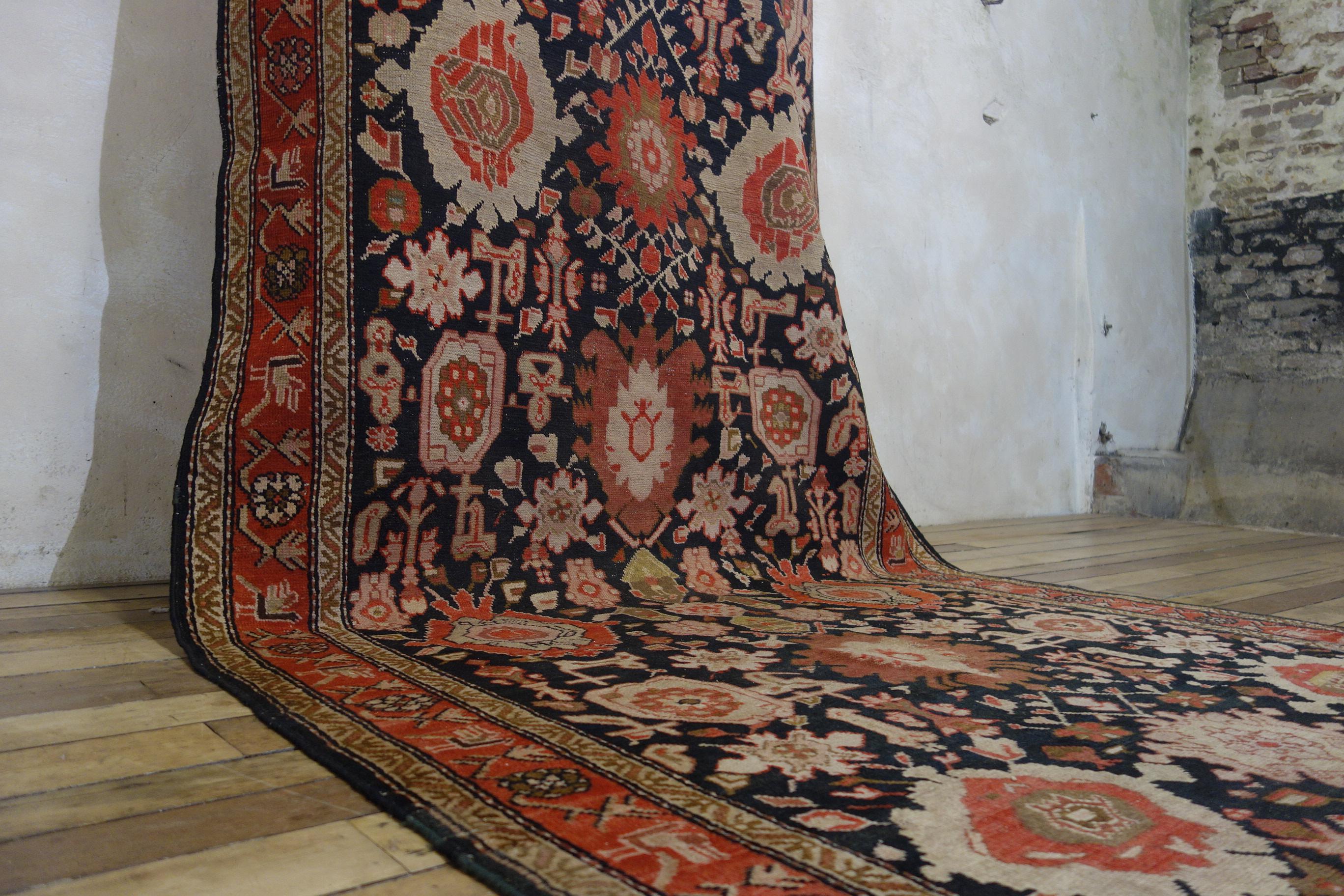 Extremely Long Early 20th Century Kuba Kelleh Corridor Carpet, Runner  For Sale 5