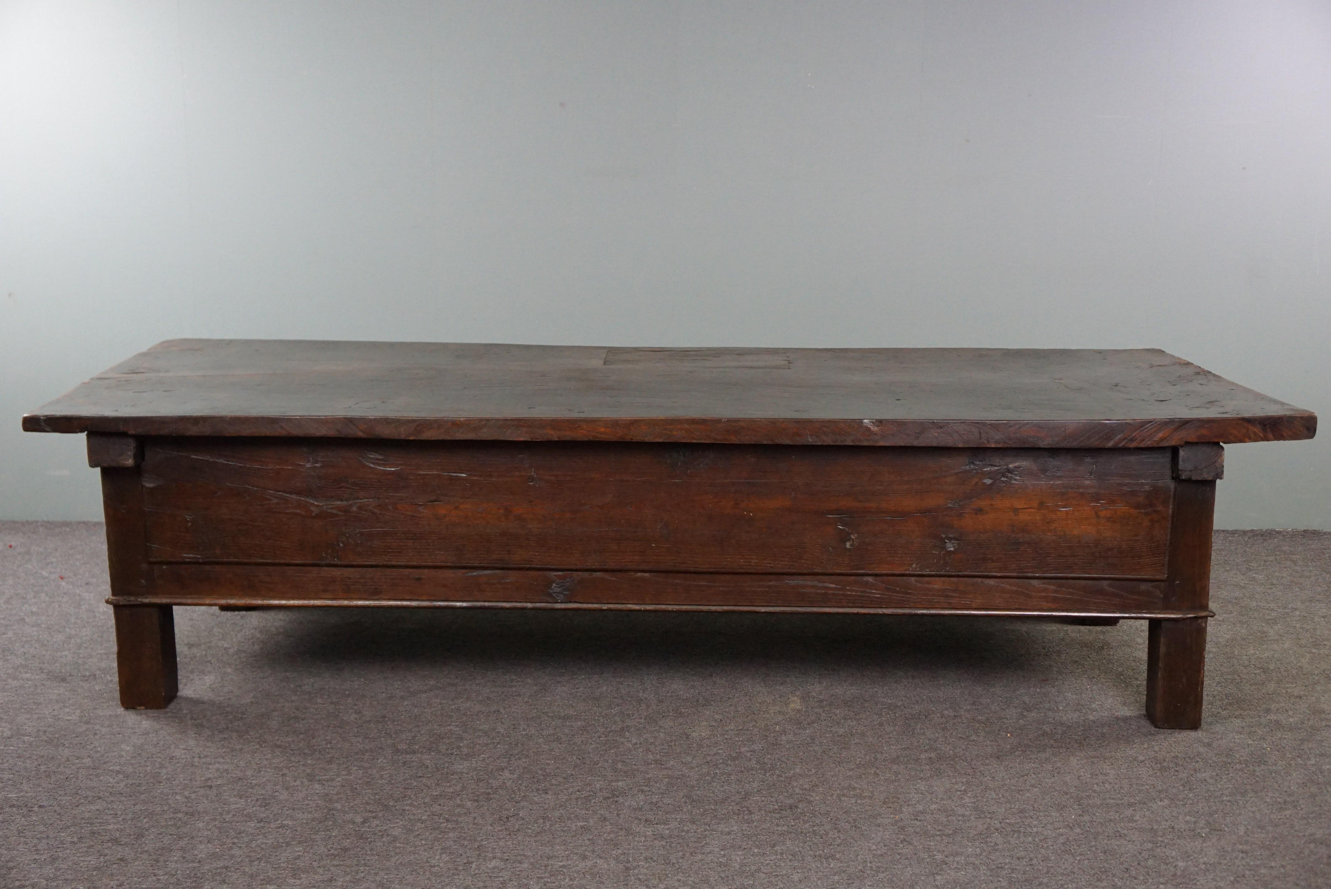 Early 19th Century Extremely long antique French coffee table from the early 1800s For Sale