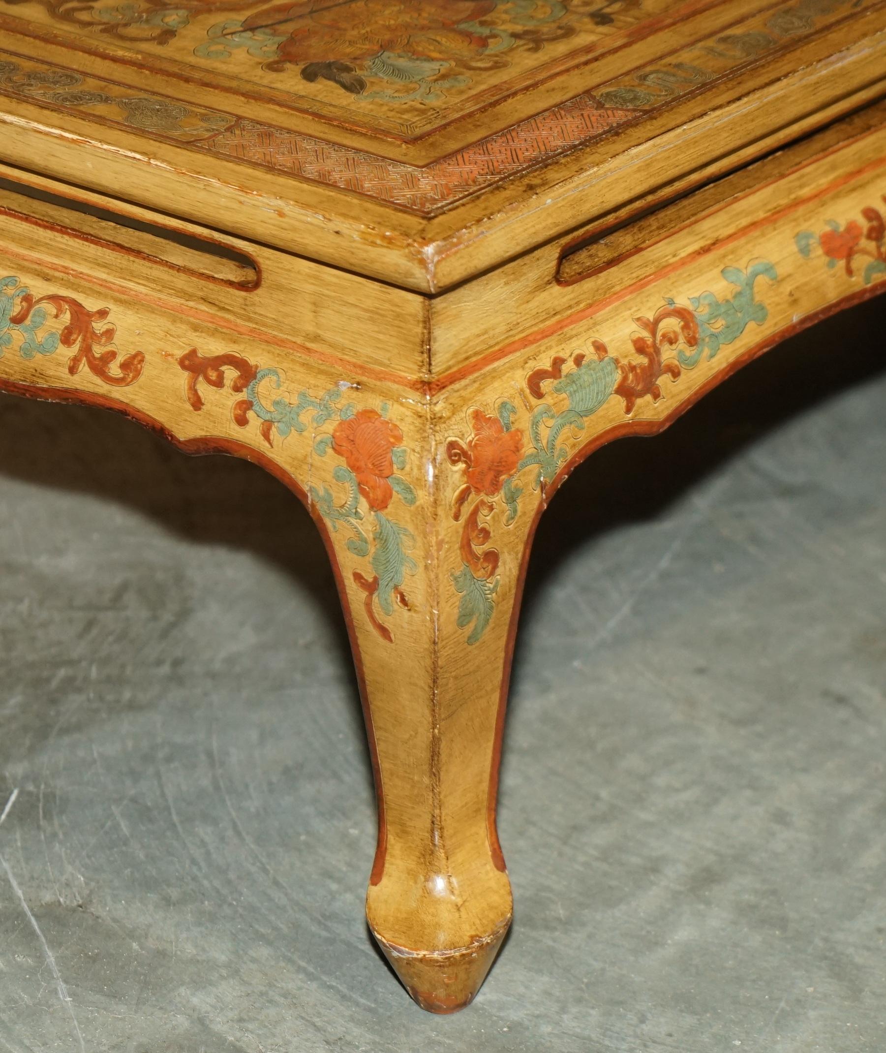 EXTREMELY ORNATE GILT & LACQUERED CHiNESE DRAGON CHINOISERIE OPIUM COFFEE TABLE For Sale 4