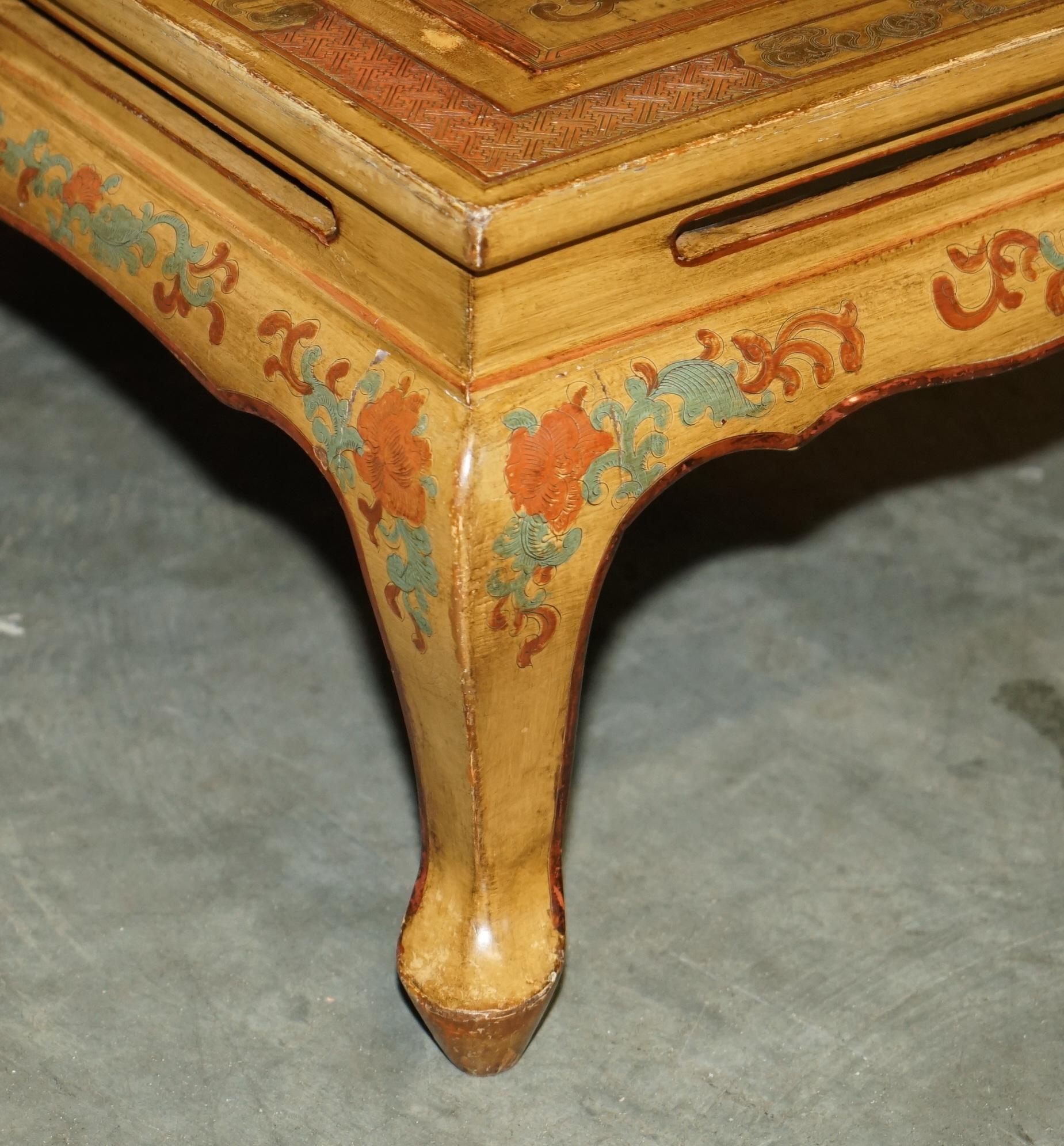 EXTREMELY ORNATE GILT & LACQUERED CHiNESE DRAGON CHINOISERIE OPIUM COFFEE TABLE For Sale 6