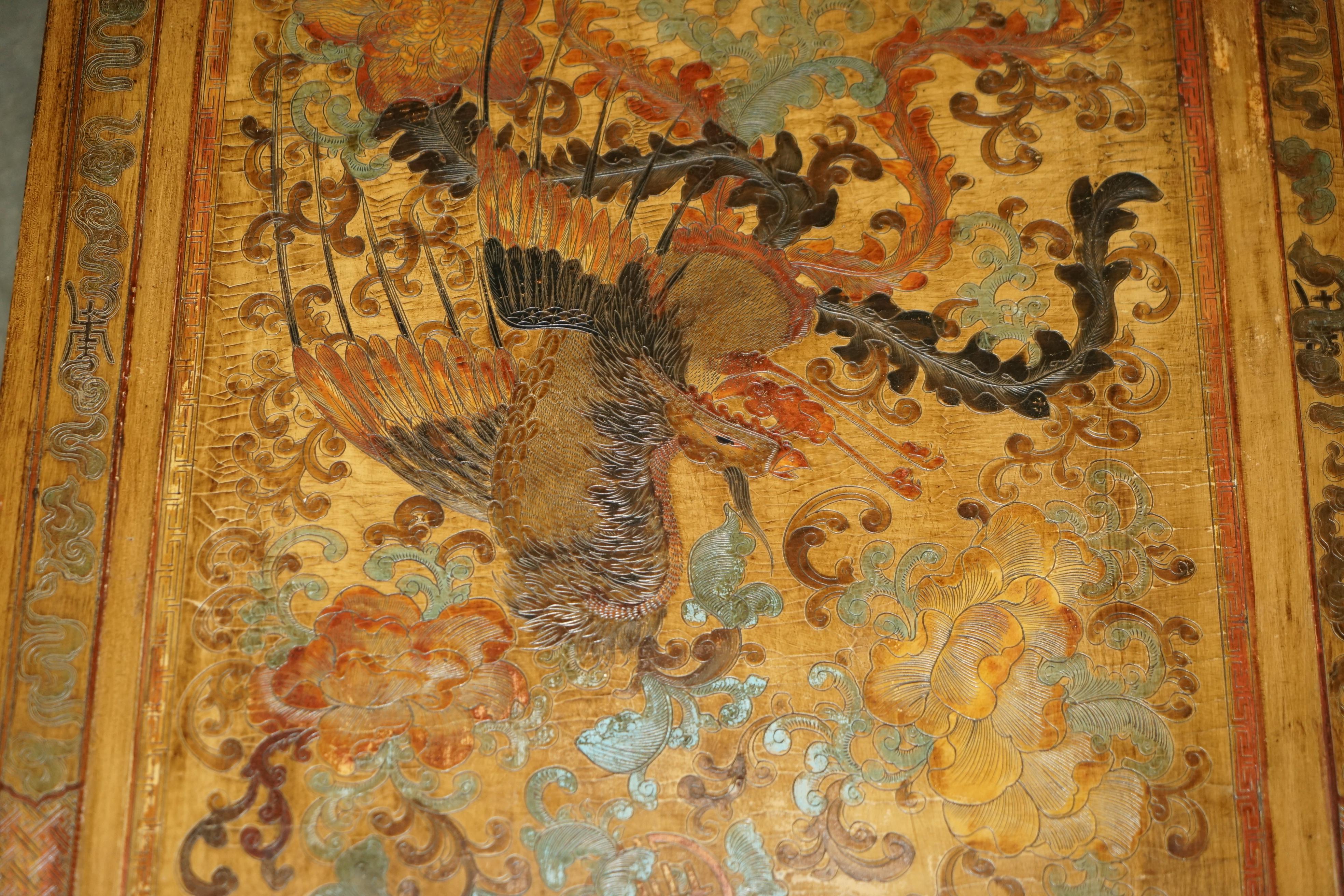 EXTREMELY ORNATE GILT & LACQUERED CHiNESE DRAGON CHINOISERIE OPIUM COFFEE TABLE For Sale 1