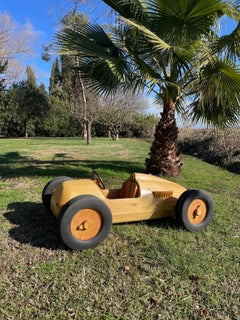 Äußerst seltene Holznachbildung im Maßstab 1:4 des Auto Union Typ C8 von 1970