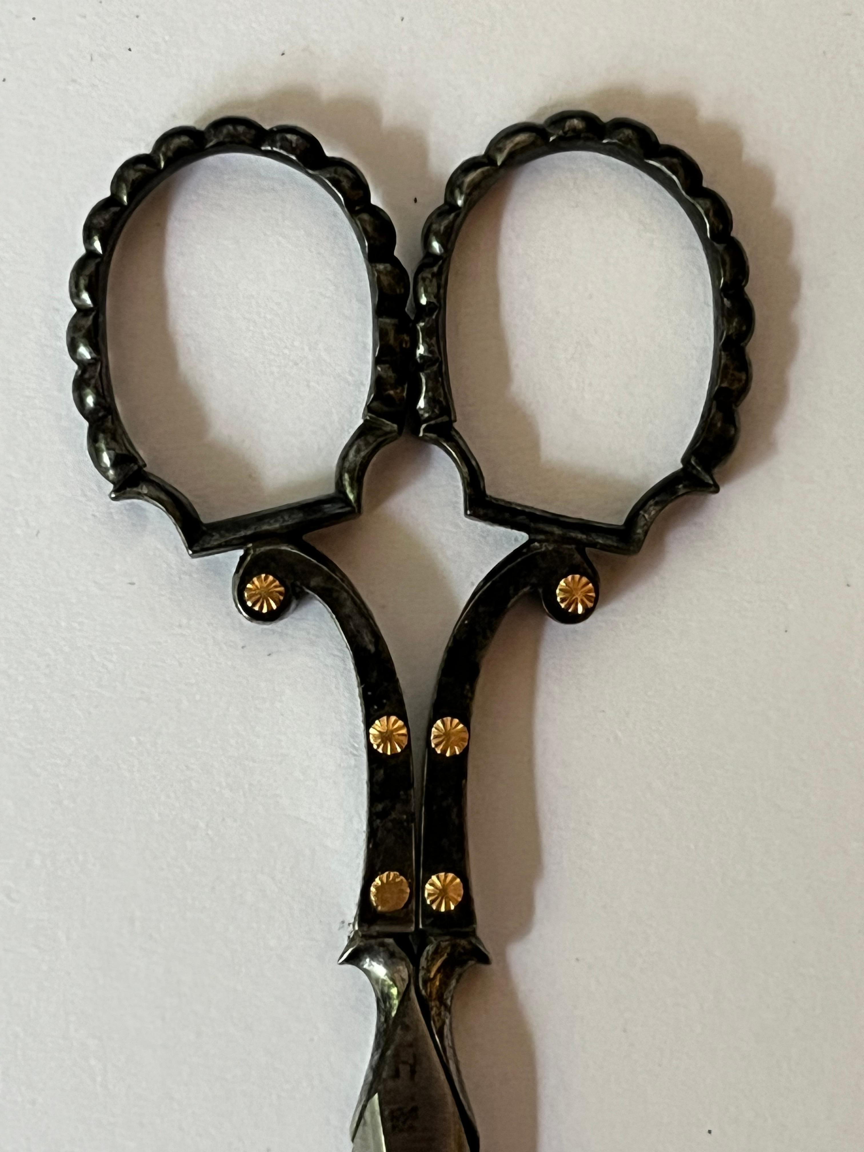 Extremely Rare 17th Century Charles II Sterling Silver Scissors Case c.1670-80 5