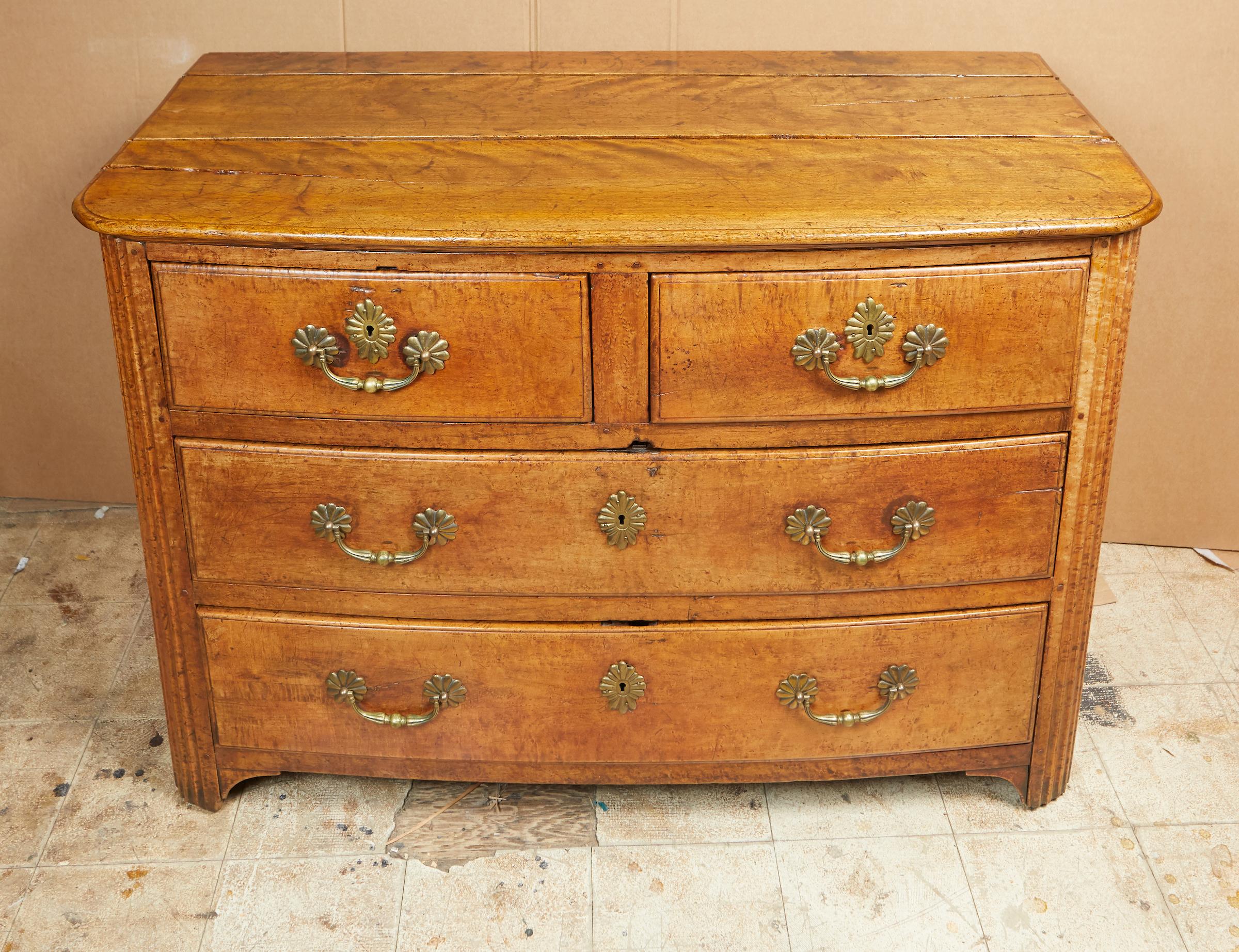 Mid-18th Century Extremely Rare Bird's-Eye Maple Regence Style French Canadian Commode