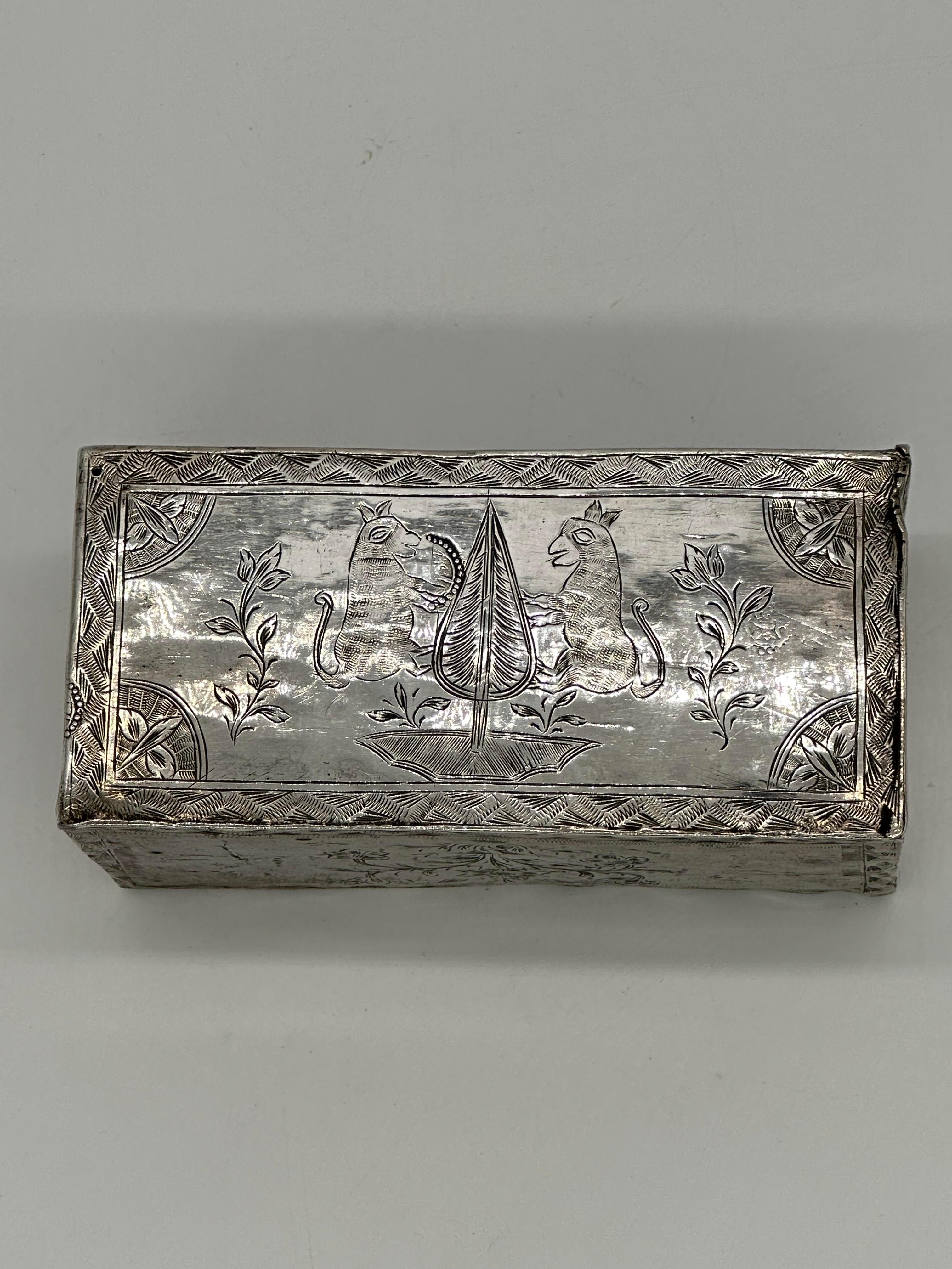 extremely rare Algerian Judaica silver, jewish Dowry box early 19th century For Sale 4