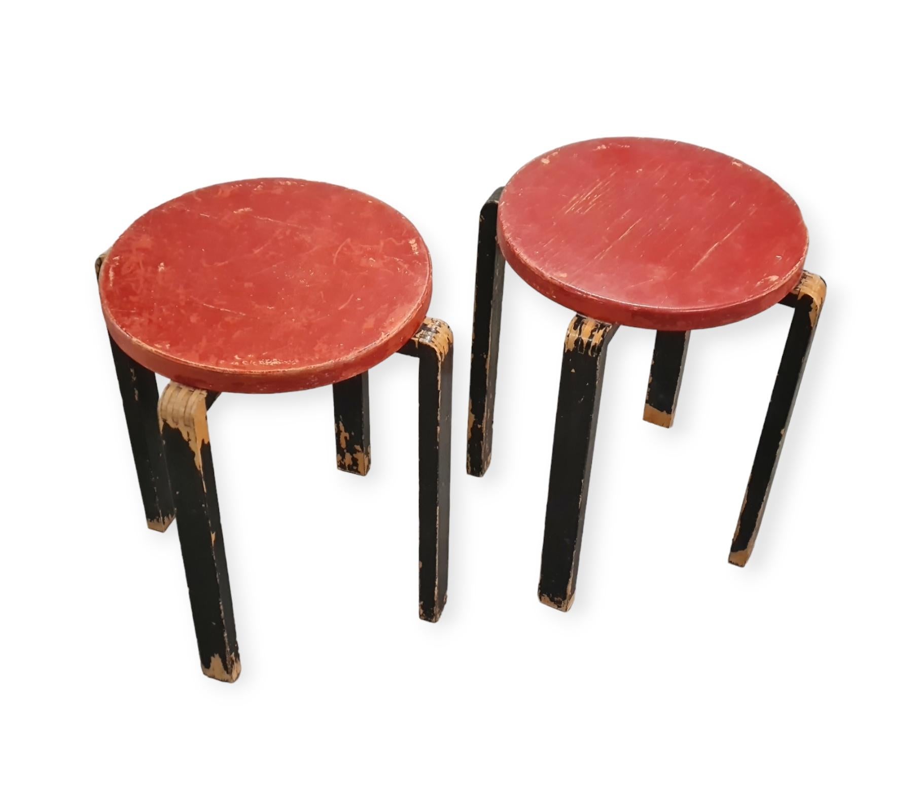 Alvar Aalto war-time stools are extremely sought after collectibles for the simple reason that not many of them are available any more.
A war-time stool can be easily distinguished by the way the legs are bent, or actually in this case joint