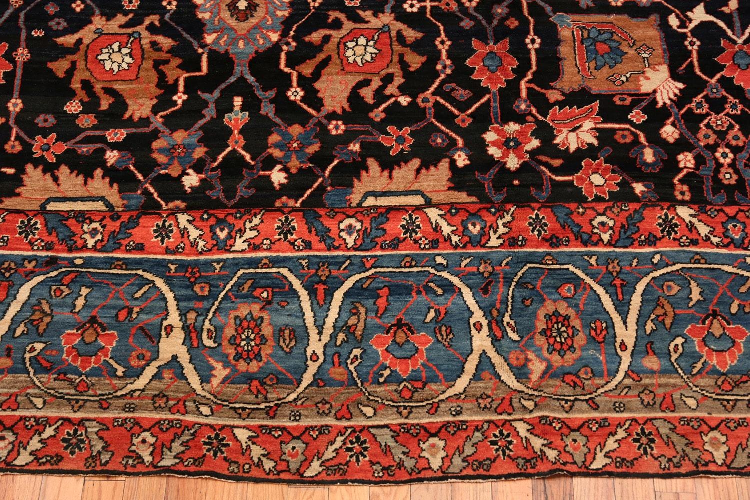 Extremely Rare and Beautiful Antique Persian Bakshaish Rug In Good Condition In New York, NY