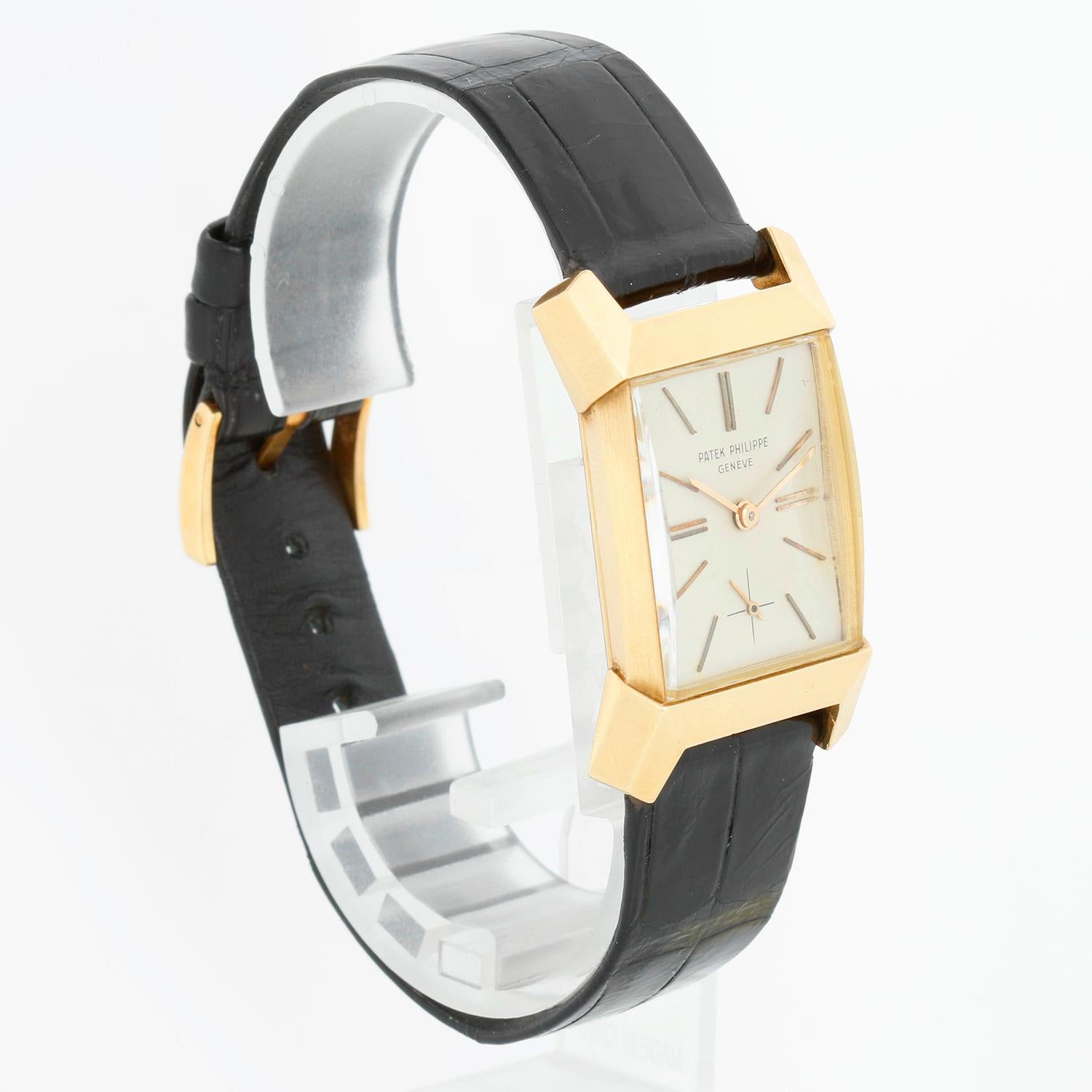 Extrêmement Rare et Collectable Vintage Mens Patek Philippe 18K Yellow Gold Dress 1