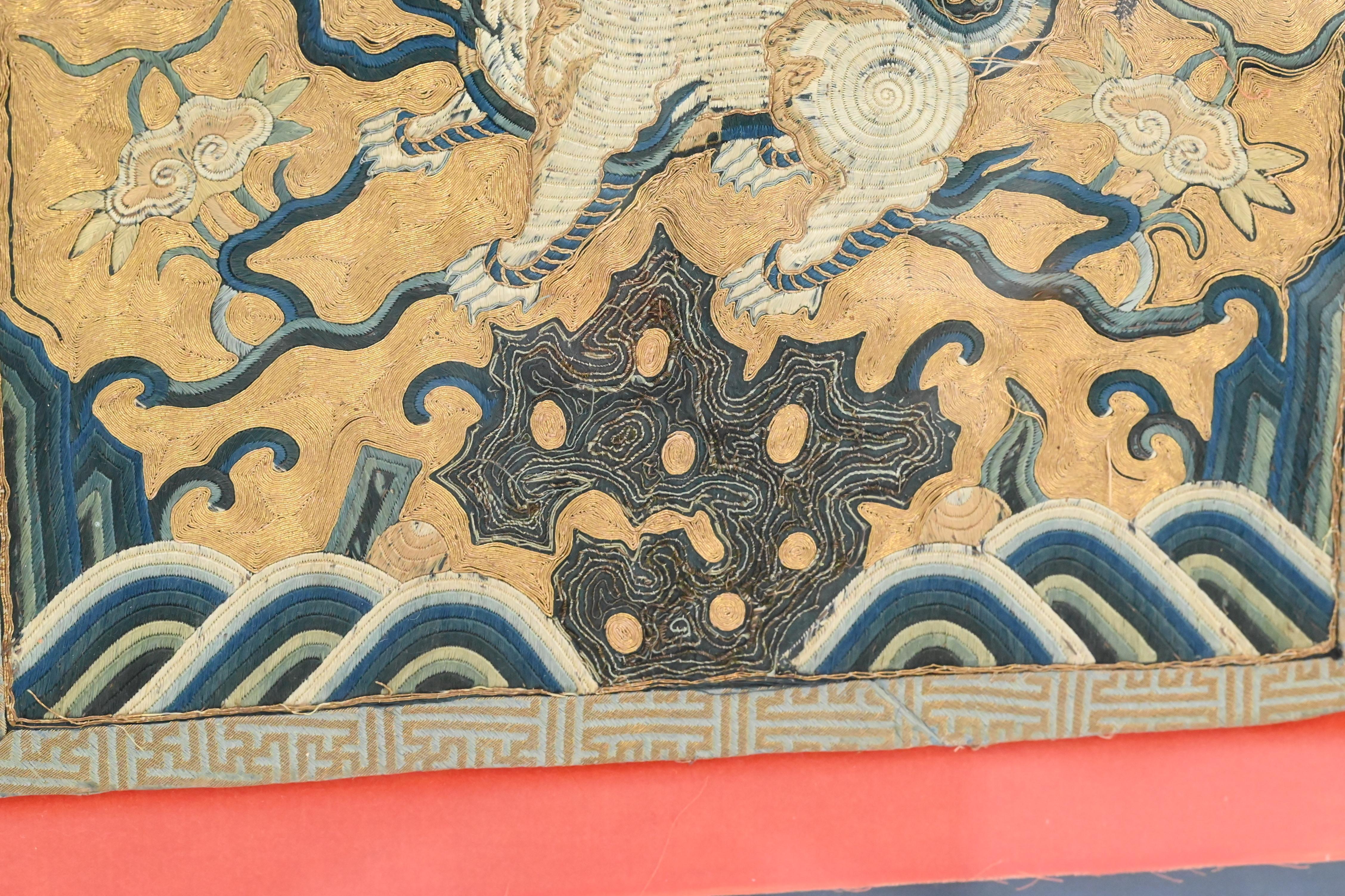 Äußerst seltene antike chinesische Seide Kangxi-Periode Militärischer Rangabzeichen Xiezhi aus der Kangxi-Zeit im Angebot 5