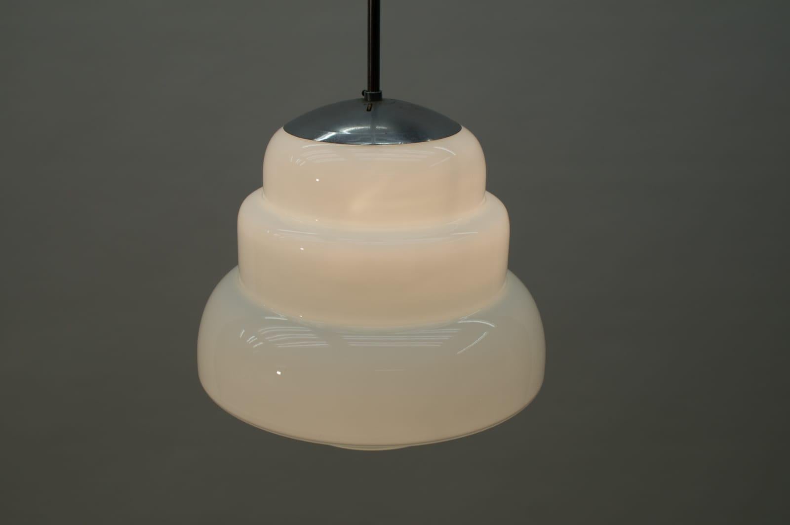 Extremely Rare Art Deco Stepped Milk Glass Lamp, 1930s, Germany 4