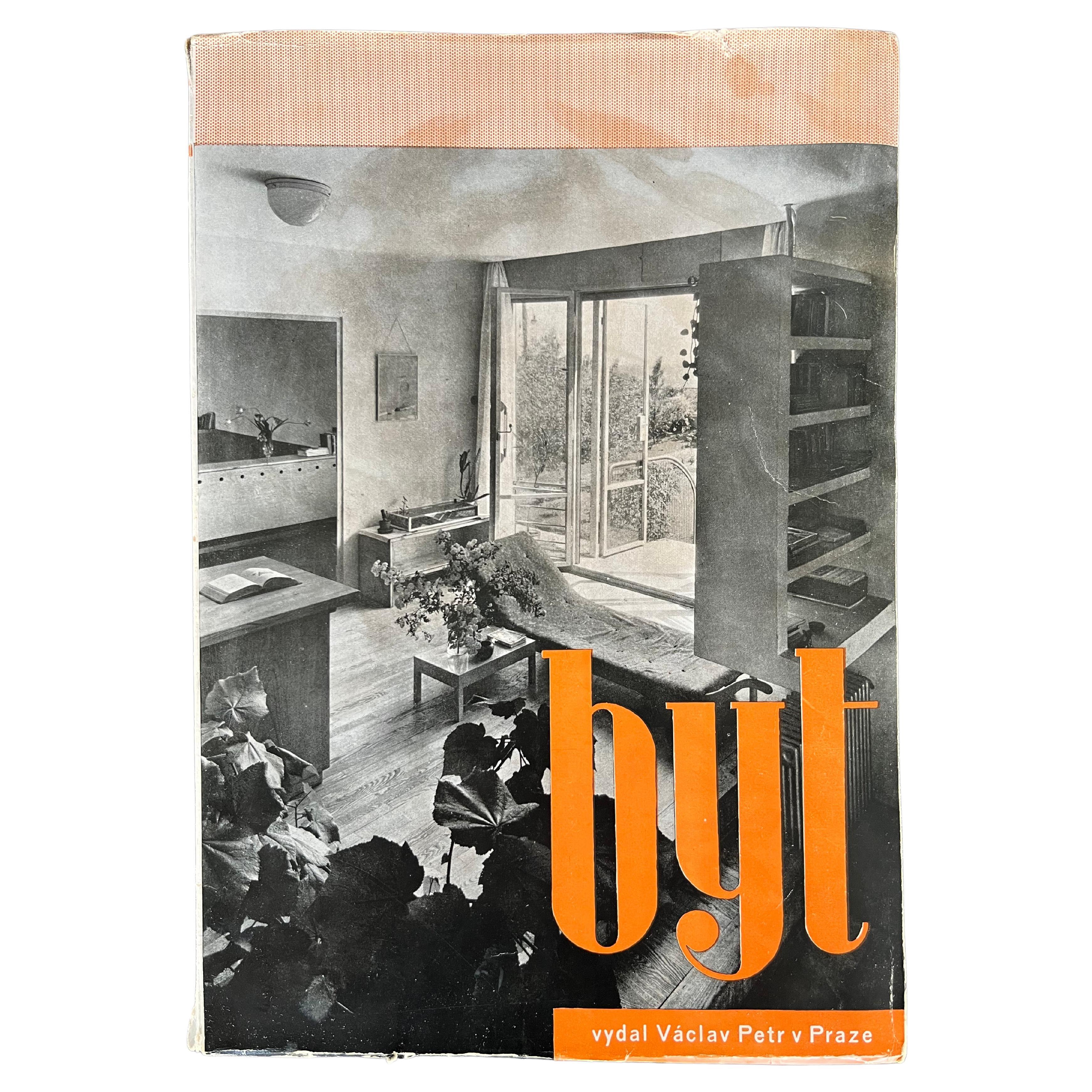 Livre rarissime sur le Bauhaus BYT par Václav Petr, Ladislav Sutnar, 1934 en vente