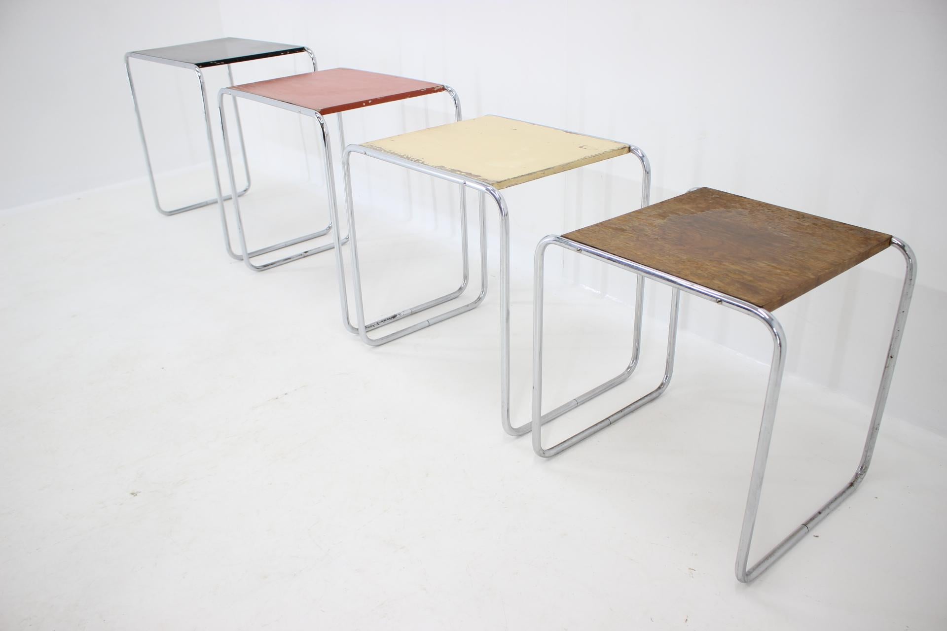Czech Extremely Rare Bauhaus Colored Nesting Tables B9, Marcel Breuer/ Thonet License