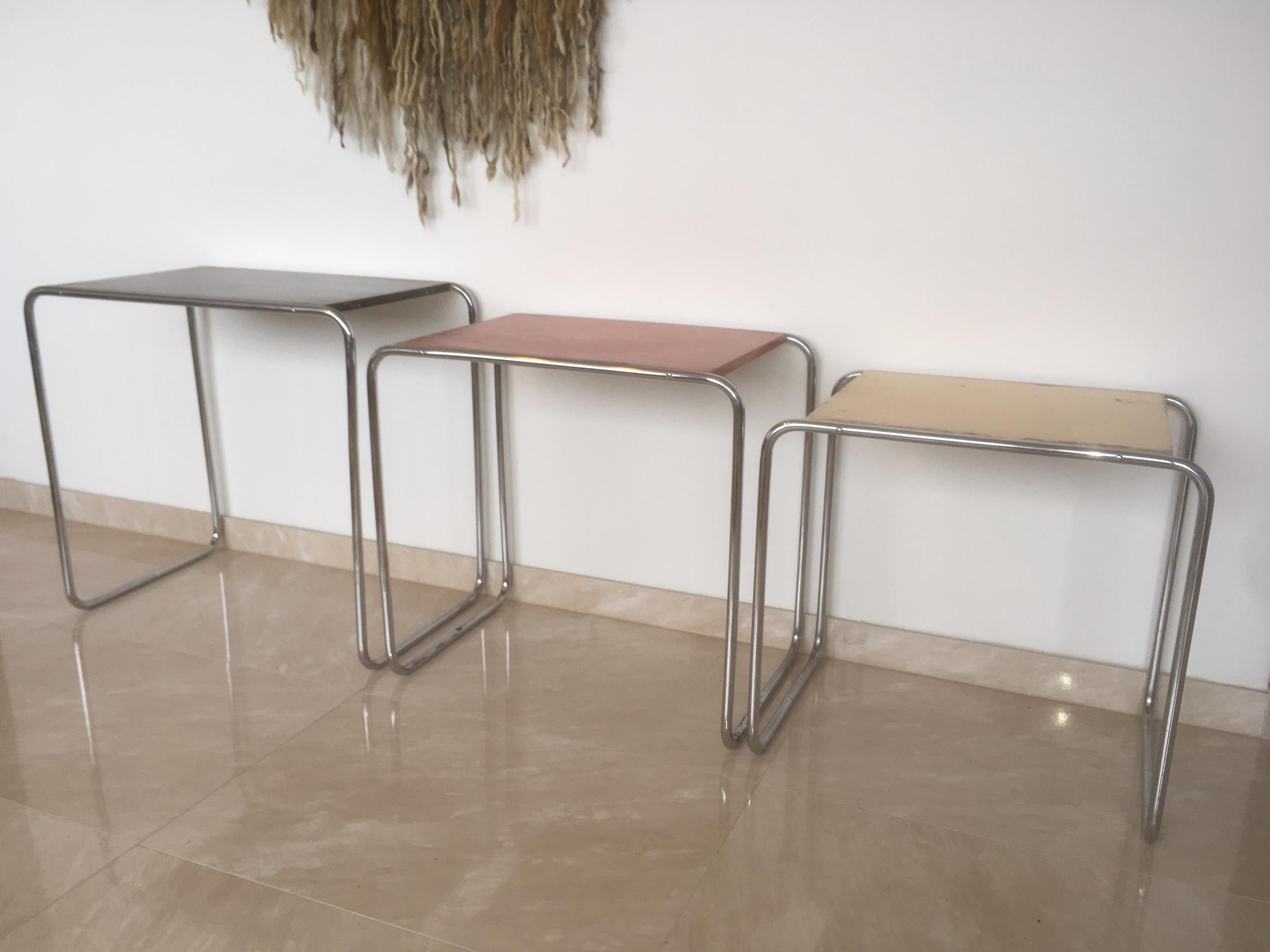 Mid-20th Century Extremely Rare Bauhaus Colored Nesting Tables B9, Marcel Breuer/ Thonet License