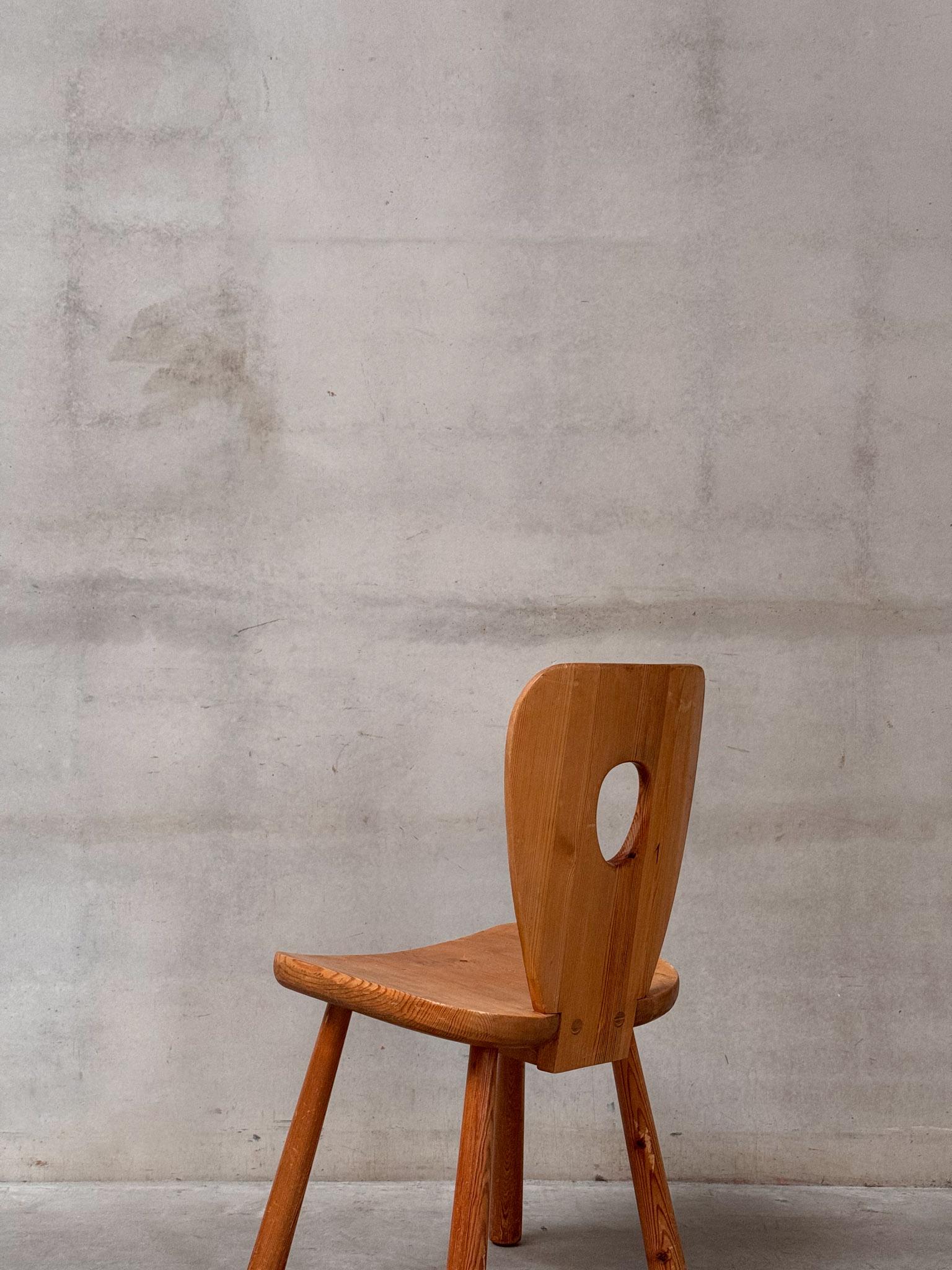 Äußerst seltene Bo Fjaestad Kiefernholzstühle, Arvika Konsthantverk, Schweden, 1950er Jahre im Angebot 5