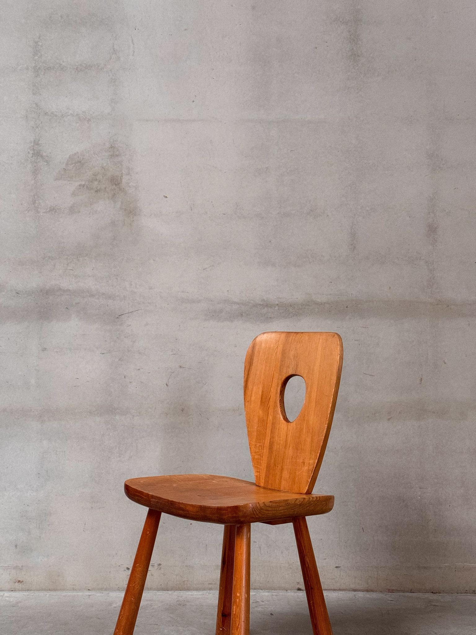 Äußerst seltene Bo Fjaestad Kiefernholzstühle, Arvika Konsthantverk, Schweden, 1950er Jahre im Angebot 6