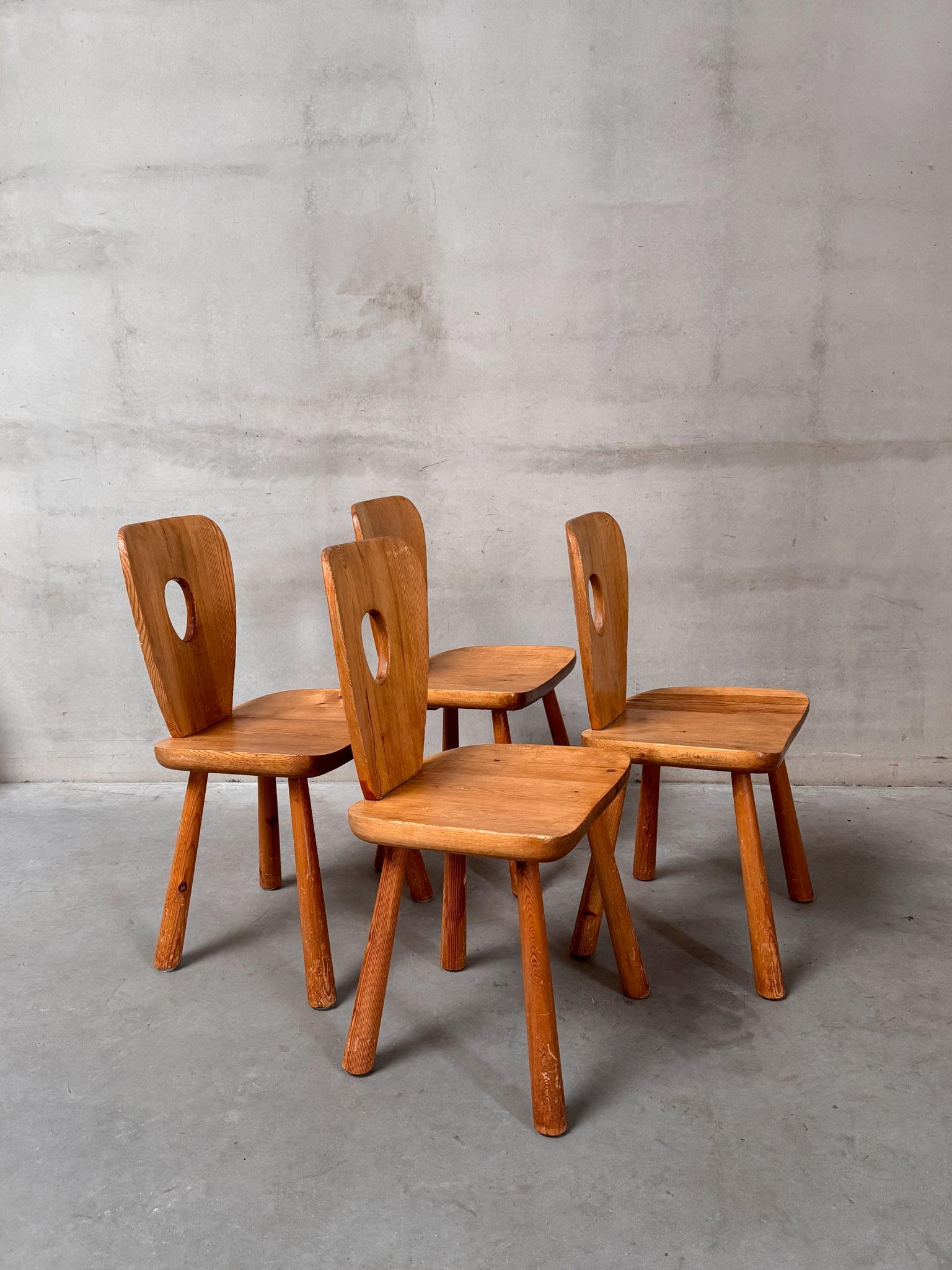 Äußerst seltene Bo Fjaestad Kiefernholzstühle, Arvika Konsthantverk, Schweden, 1950er Jahre im Angebot 2
