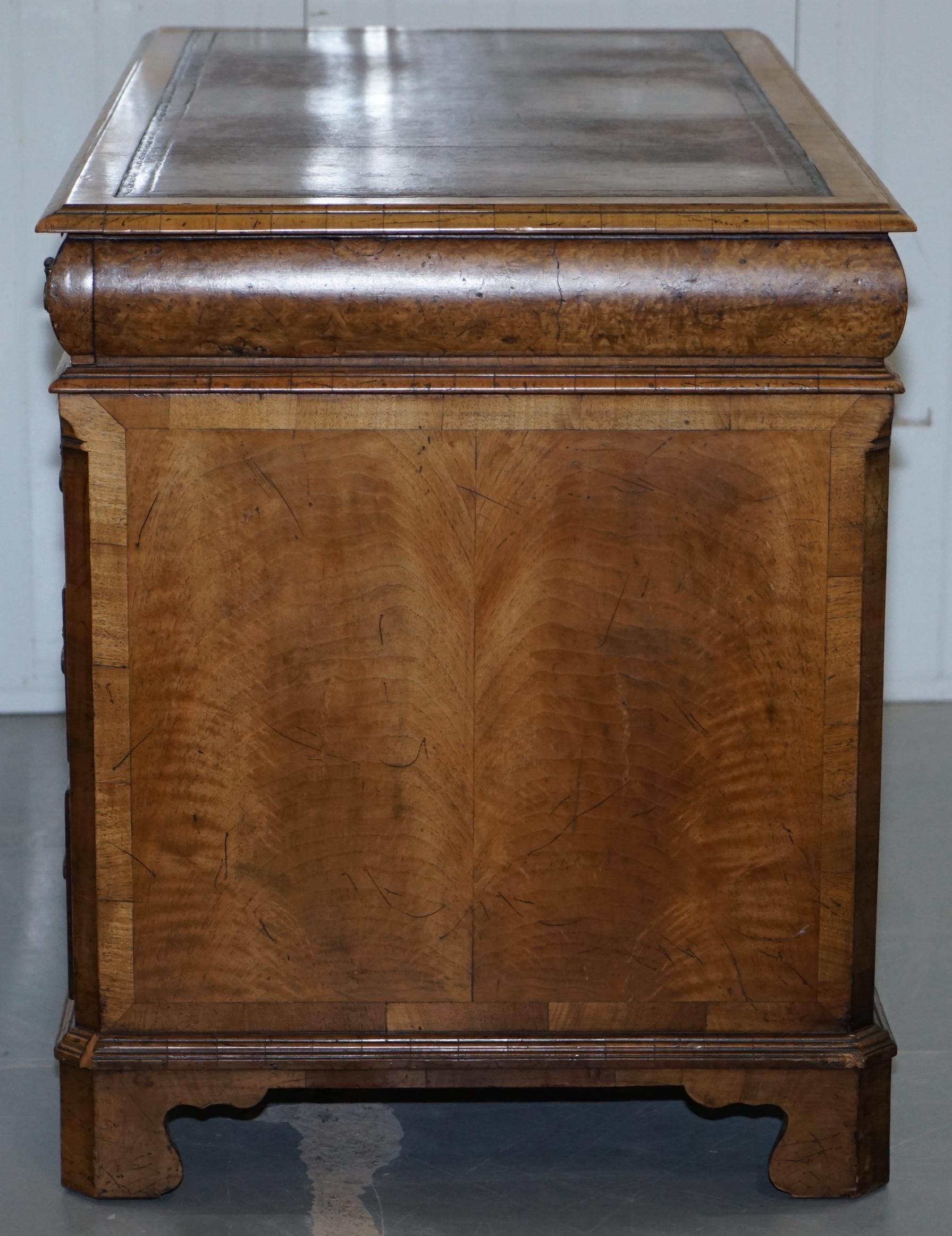 Extremely Rare circa 1815 Regency Solid Burr Walnut Cushion Drawer Pedestal Desk 9