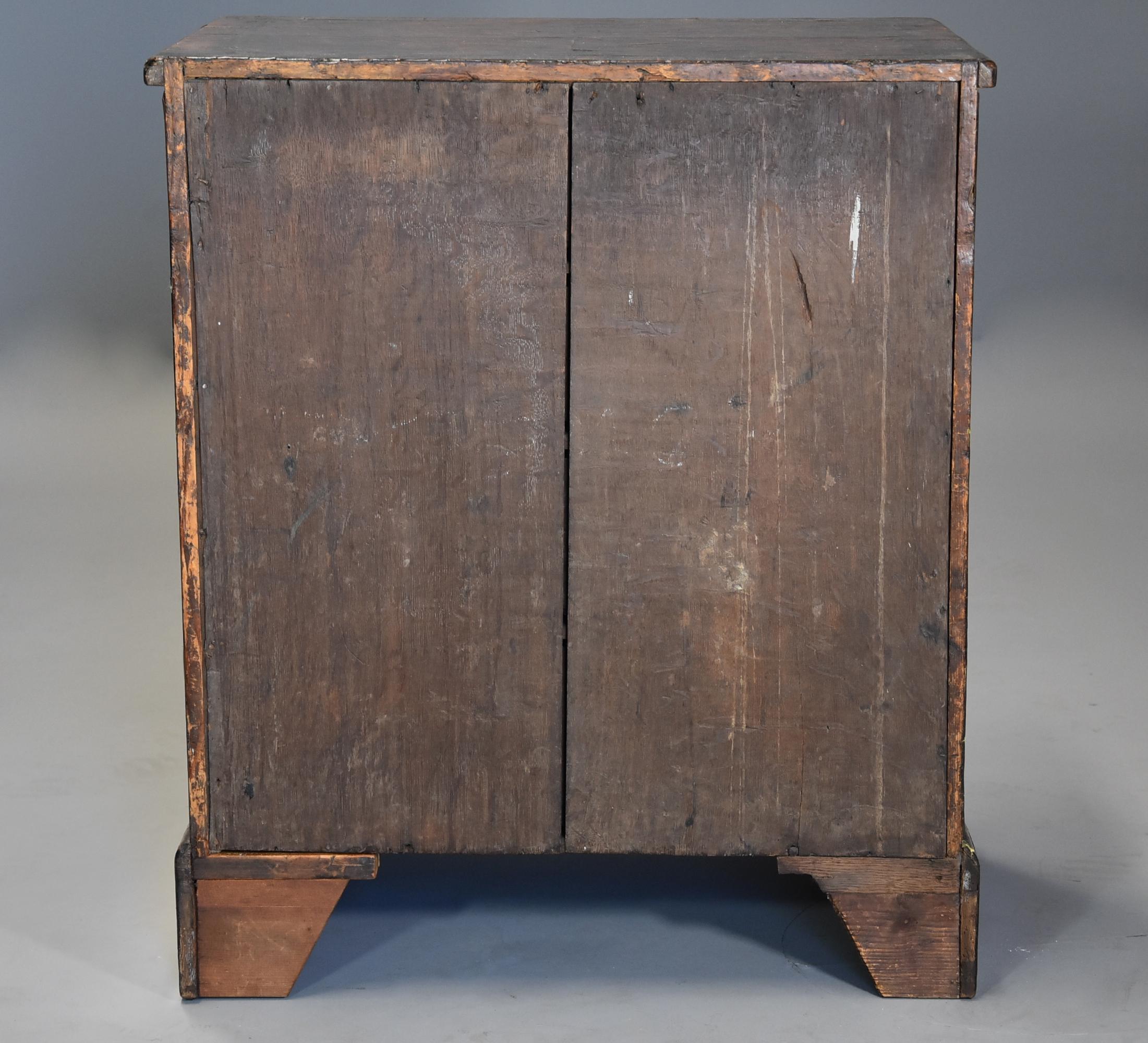 Extremely Rare Early 18th Century Walnut Chest of Drawers in Untouched Condition For Sale 9