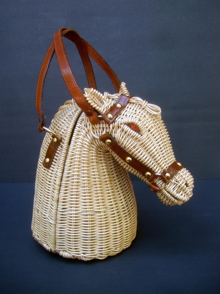 Horse shaped purse new arrivals