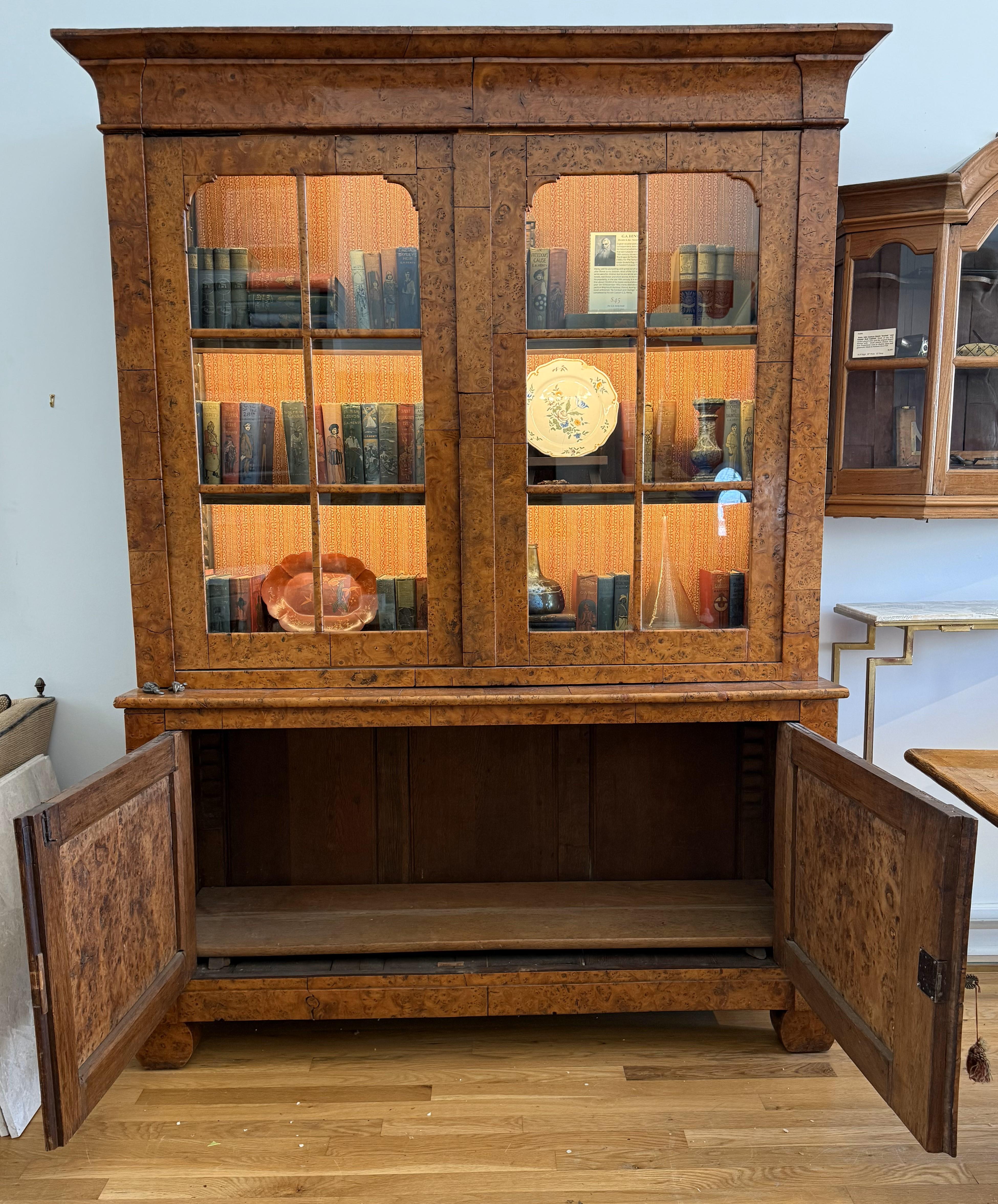 Francese Bibliothque (libreria) francese in stile 