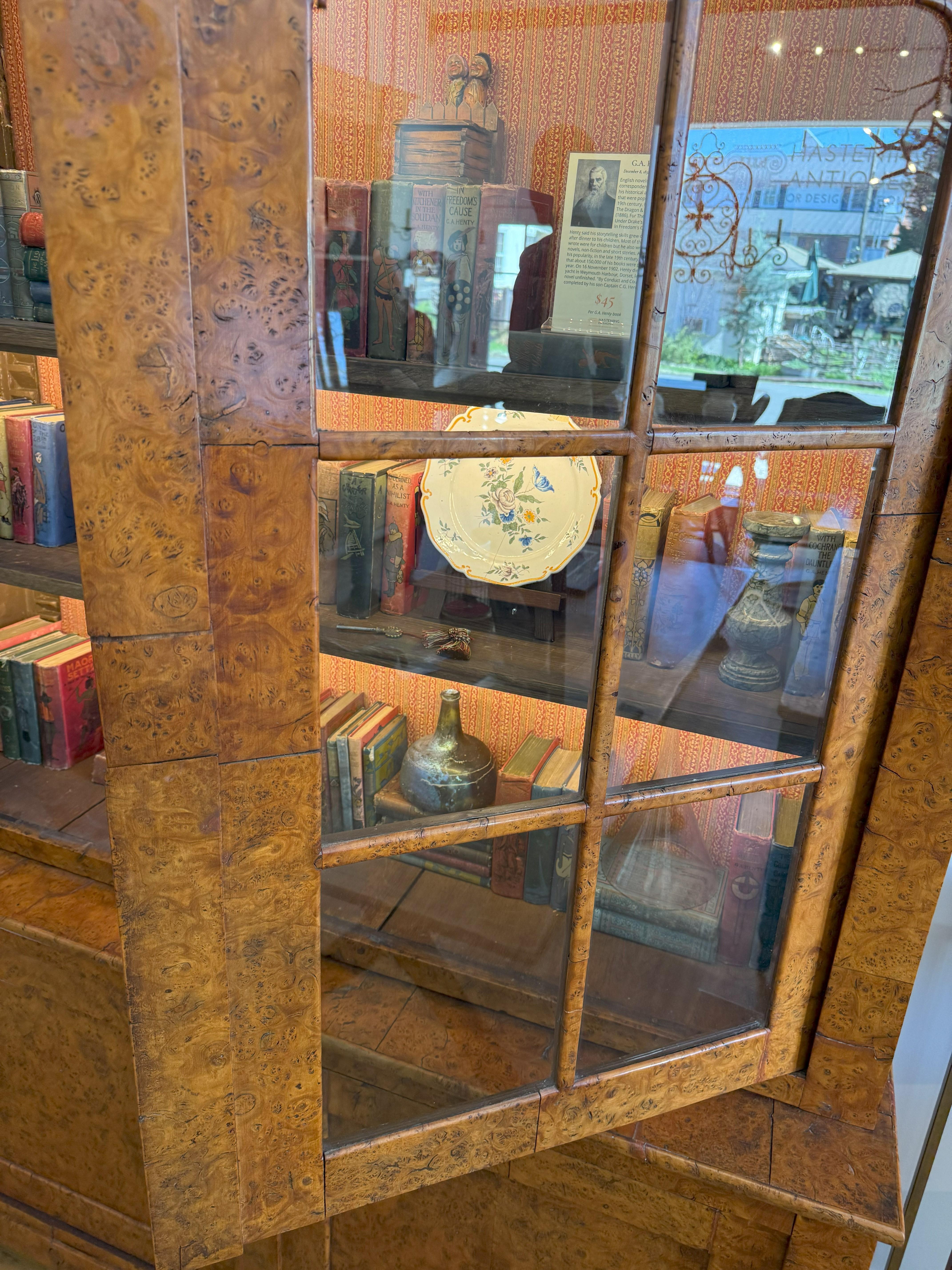 Bibliothque (libreria) francese in stile 