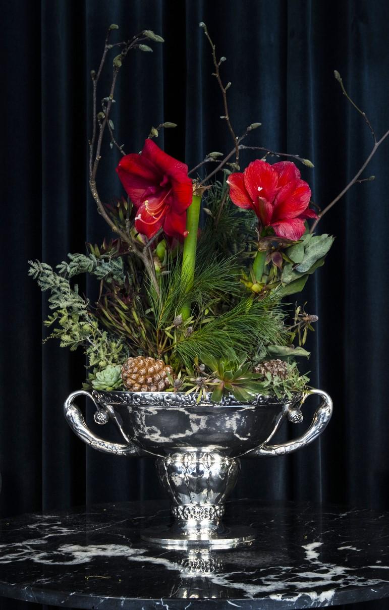 A large and early rare Georg Jensen large silver Jardinière, designed by Georg Jensen in 1916. The large oval basin, decorated with floral boarders. The Handcrafted handles with pomegranate and floral leaf chasing. Overall this impressive arts and