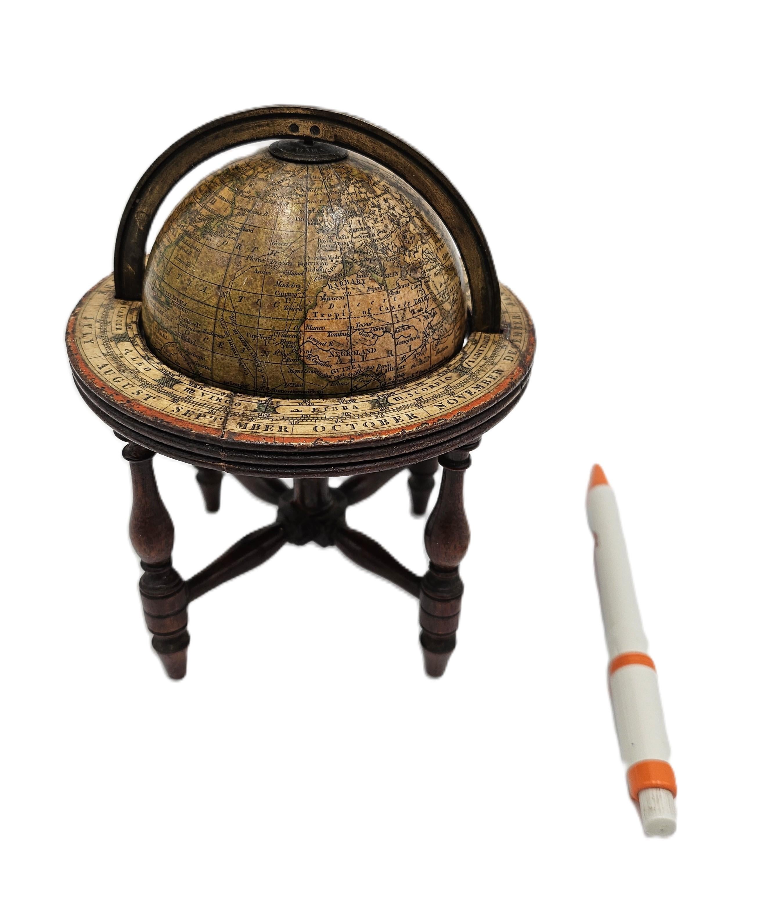 Peint à la main Extremely rare George III Miniature Terrestrial three-inch table Globe en vente