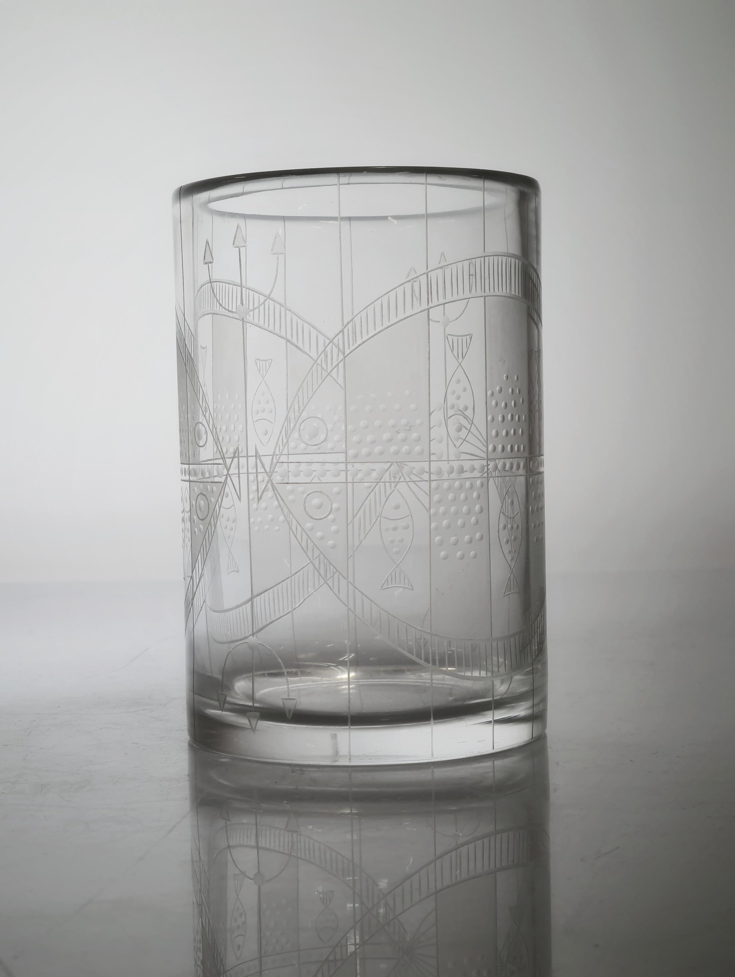 Extremely Rare Helena Tynell Engraved Vase Model for Riihimäen Lasi Oy, 1957 For Sale 4
