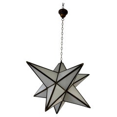 Estremamente raro: lampadario asimmetrico a stella di Moravia, bianco, del Medioevo.