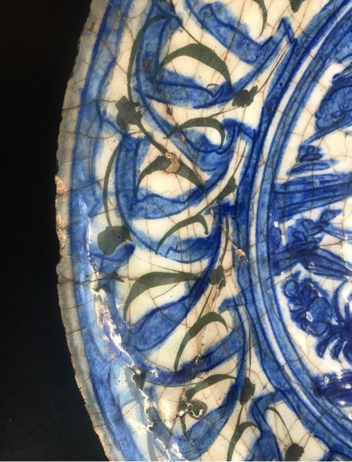 Extremely Rare Islamic Safavid Blue and White Large Dish Persian 16th Century. For Sale 4