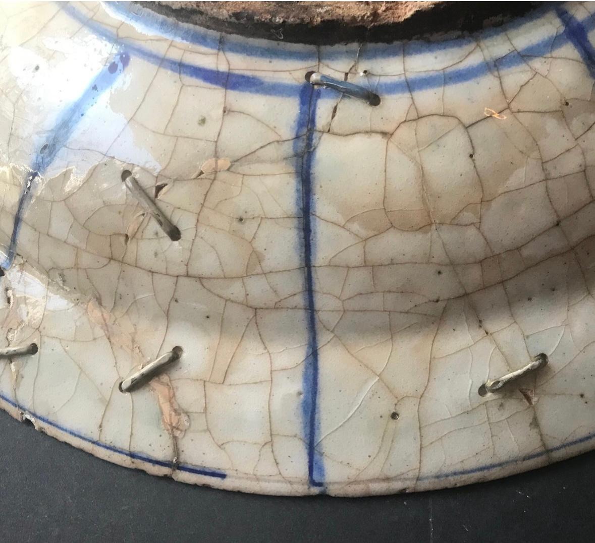 Extremely Rare Islamic Safavid Blue and White Large Dish Persian 16th Century. For Sale 2
