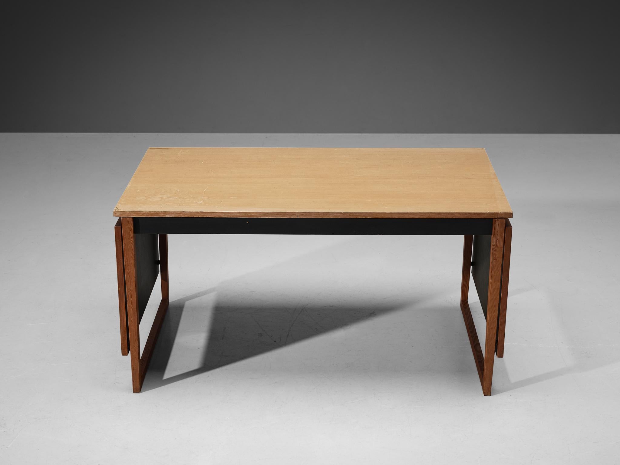 Mid-20th Century Extremely Rare Knud Vodder for Niels Vodder Dining Table in Oregon Pine  For Sale
