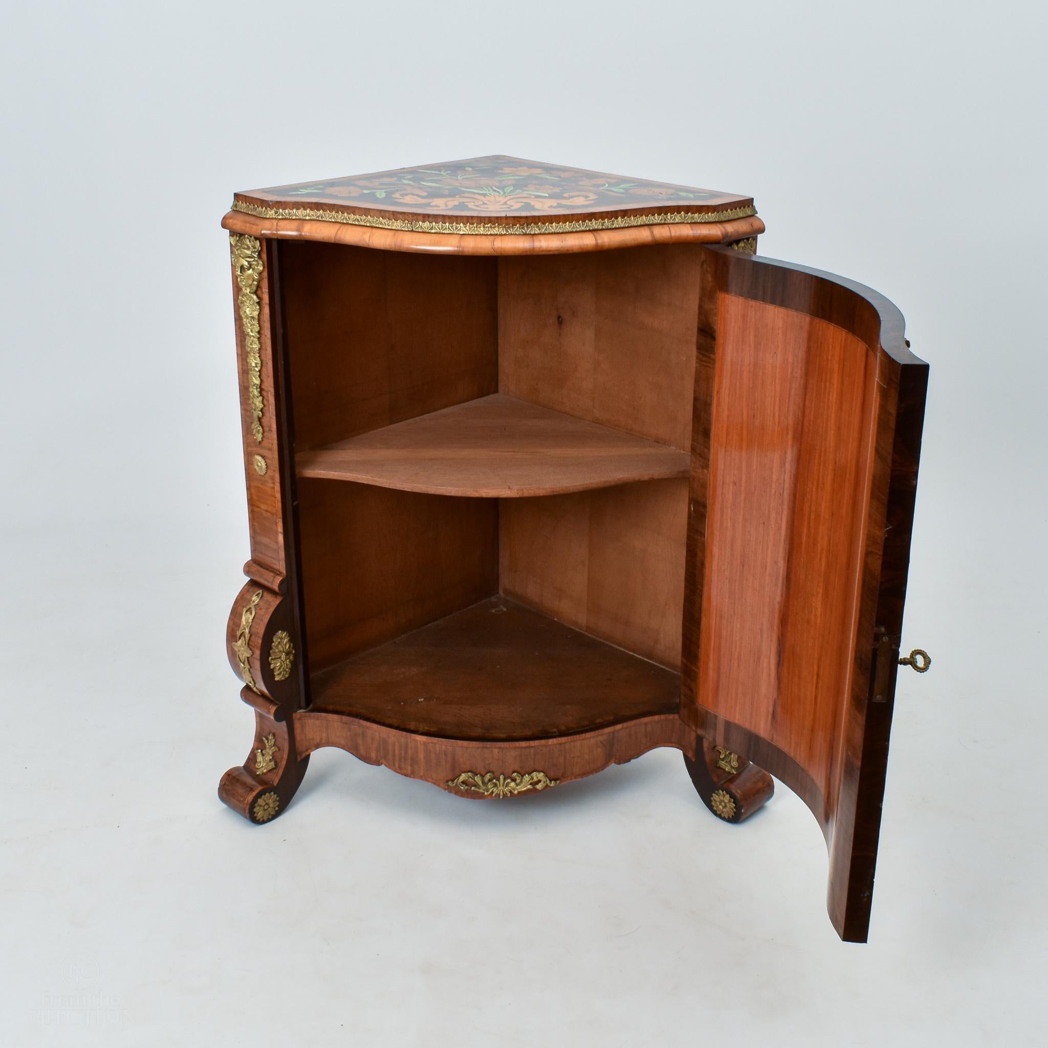 Extremely Rare Marquetry Corner Cabinets, Ormalu Mount, circa 1880 For Sale 2