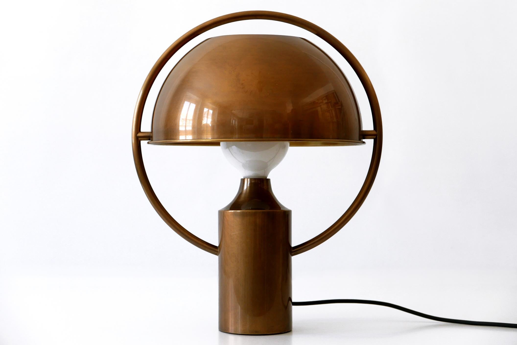 Extremely Rare Mid-Century Modern Table Lamp by Florian Schulz Germany 1970s For Sale 6