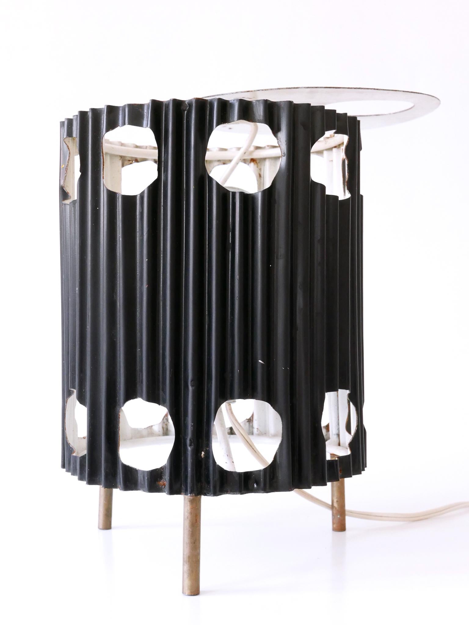 Lampada da tavolo 'Java' di Mathieu Matégot degli anni '50, estremamente rara e di metà secolo. in vendita 9