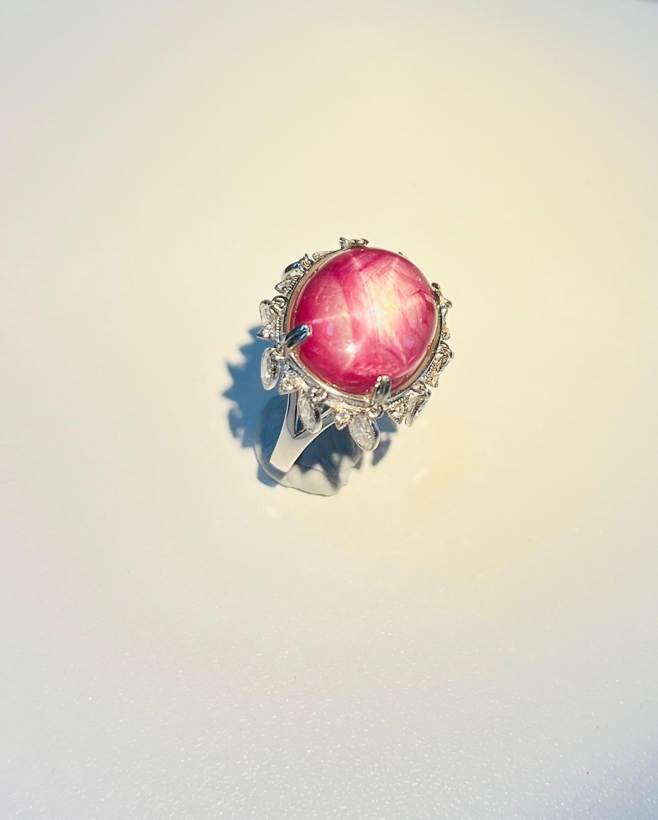 Extremely Rare Natural Star Ruby 20.68 ct 18k 2.06 ct Diamond Art Deco Ring In New Condition For Sale In kowloon, Kowloon