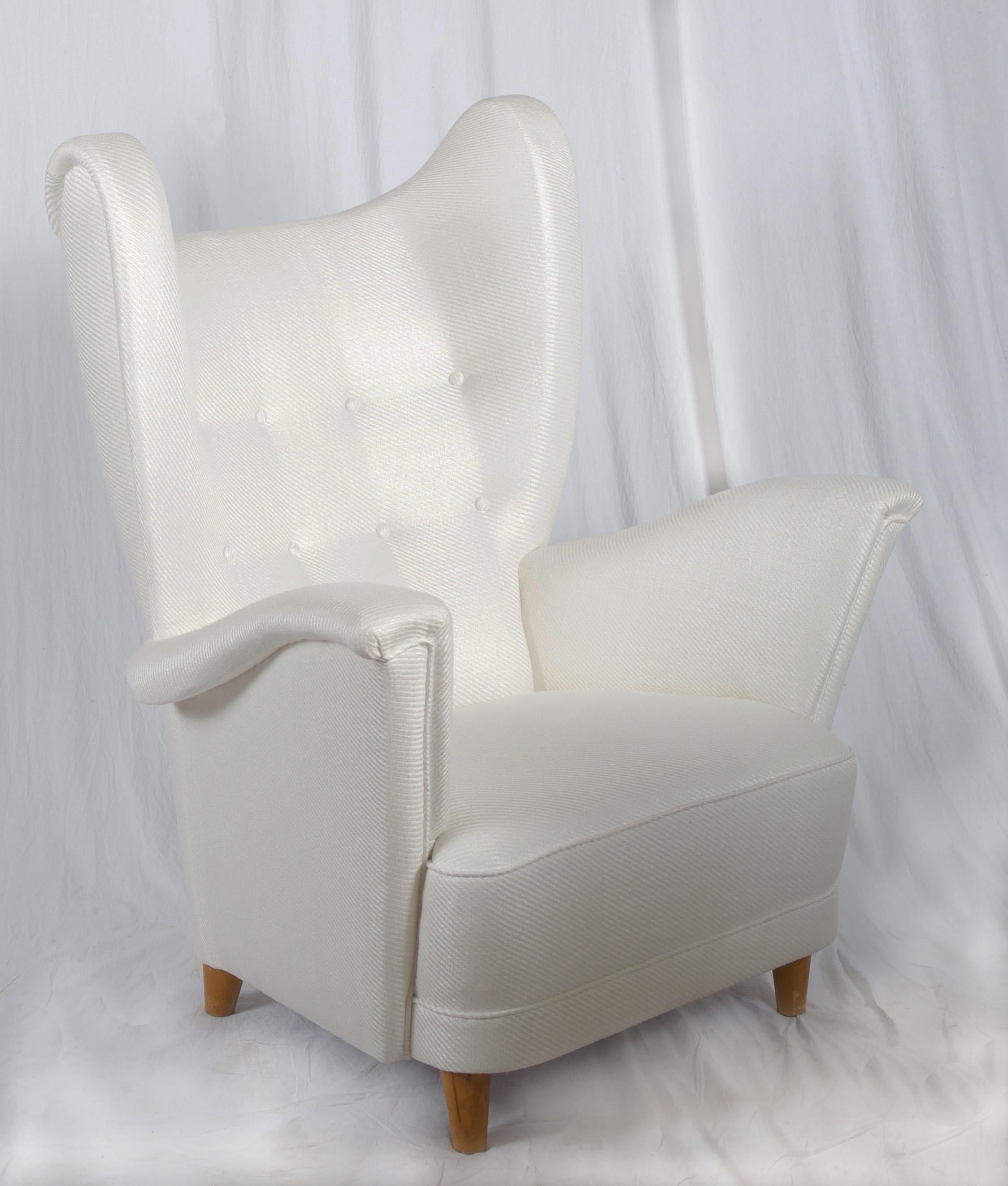 Extremely Rare Otto Schulz Wingback Armchair for Boet, Sweden For Sale 9