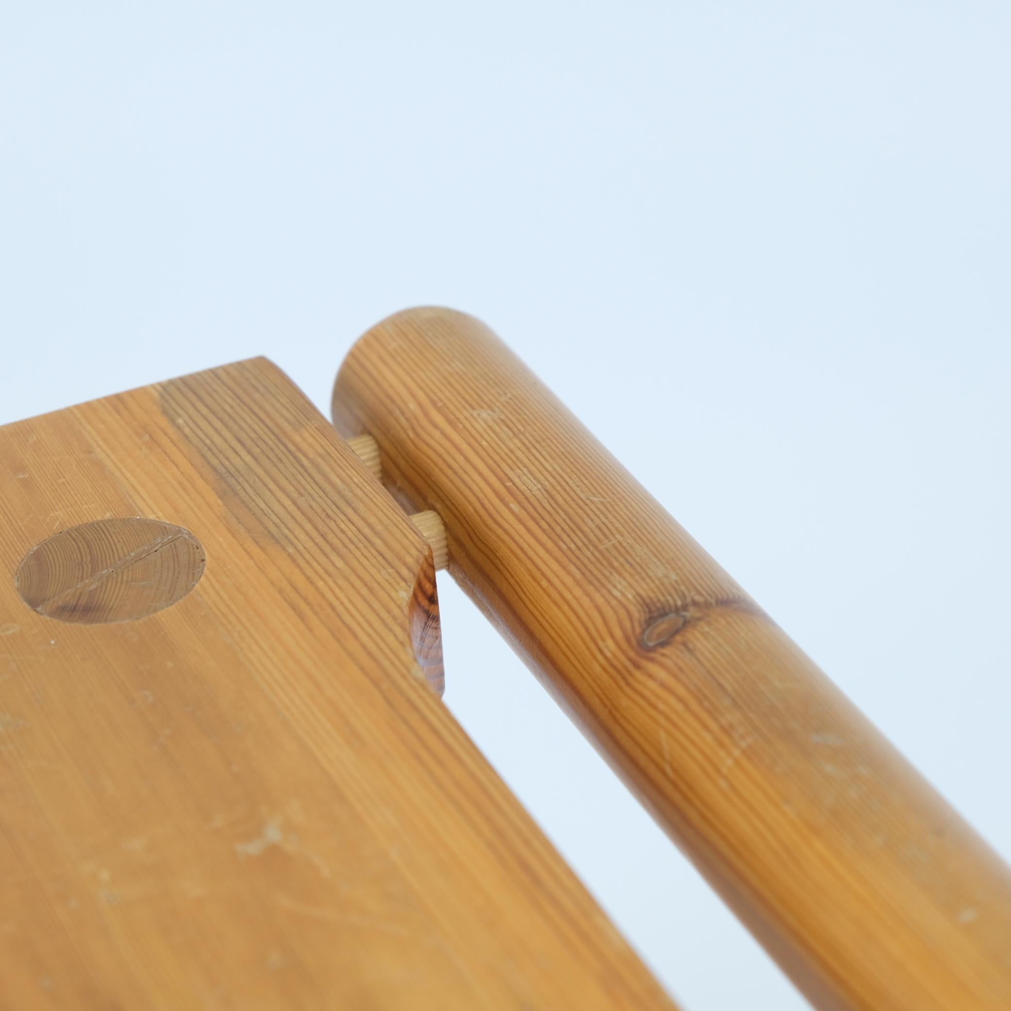 Äußerst seltener Perttu Mentula Sauna / Sport Hocker aus Kiefernholz für Artek, 1960er Jahre (Mitte des 20. Jahrhunderts) im Angebot